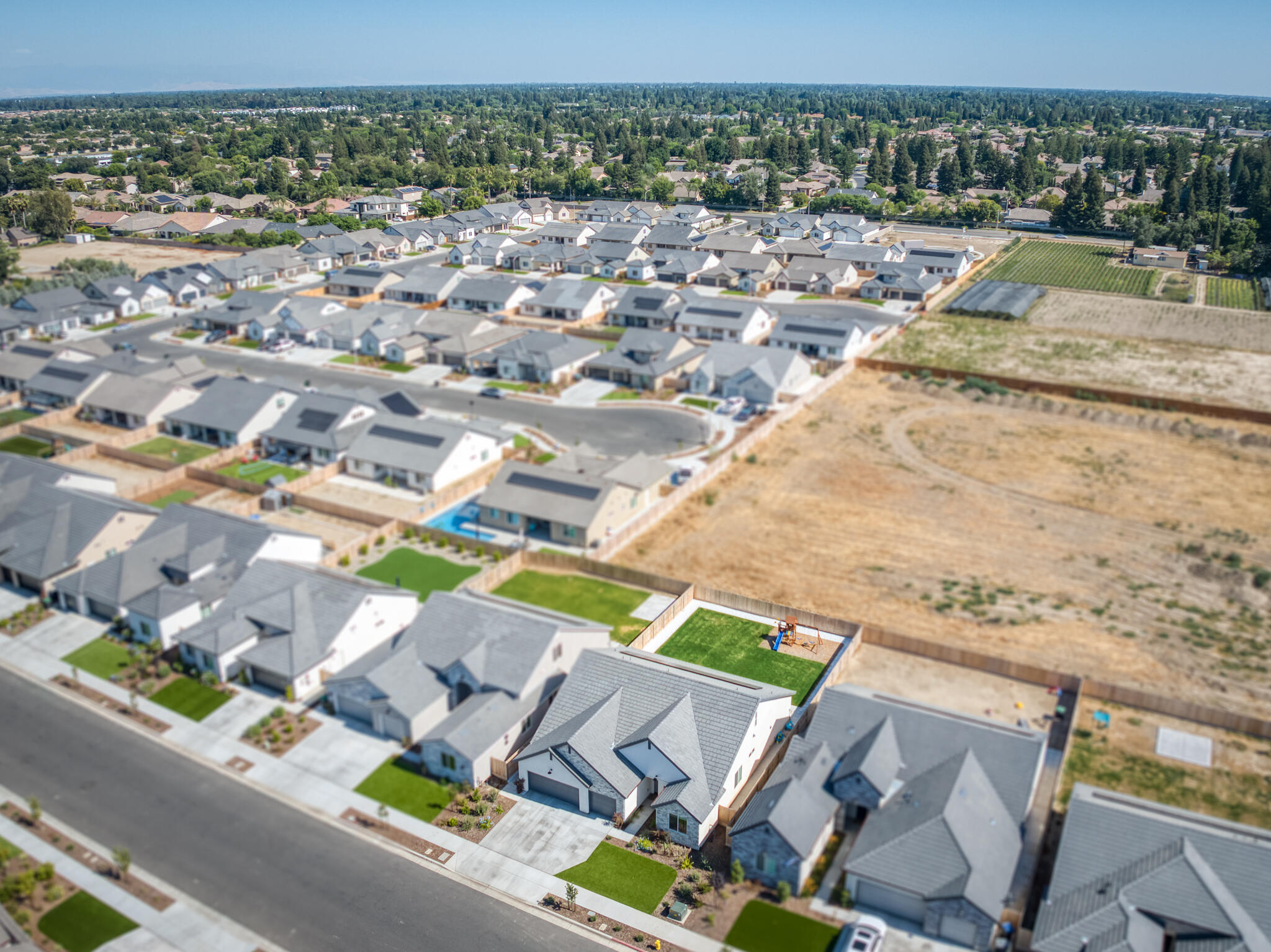 5105 W Delaware Ave, Visalia, CA 93291