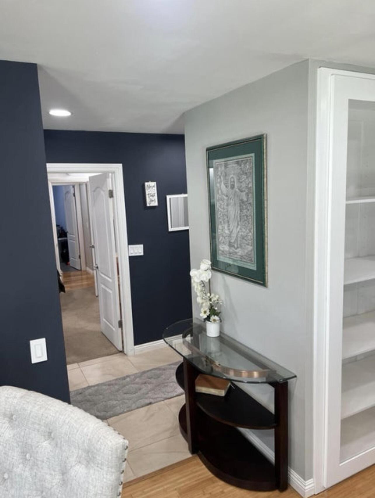 1160 N Laspina St, Tulare, CA 93274