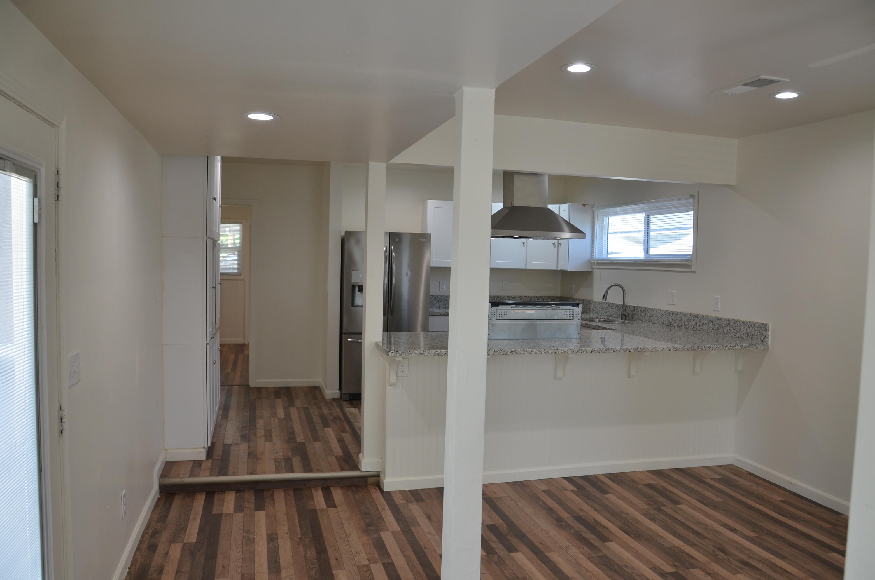 648 B St, Lemoore, CA 93245