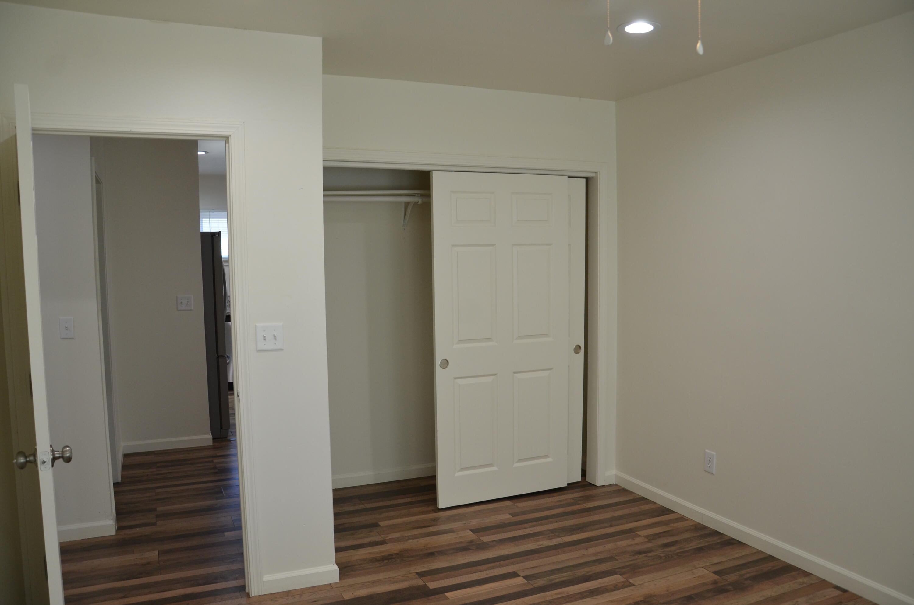 648 B St, Lemoore, CA 93245