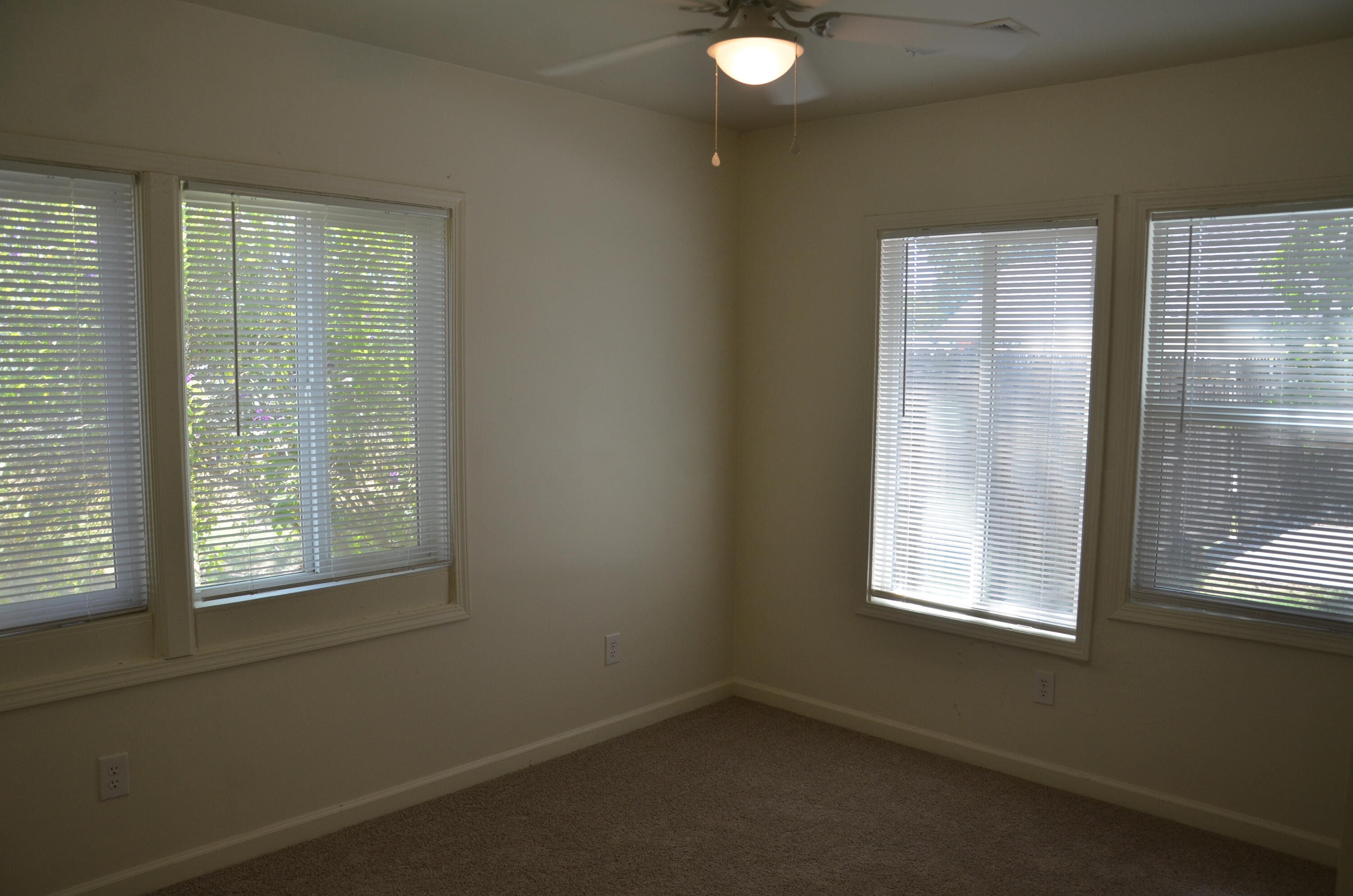 648 B St, Lemoore, CA 93245