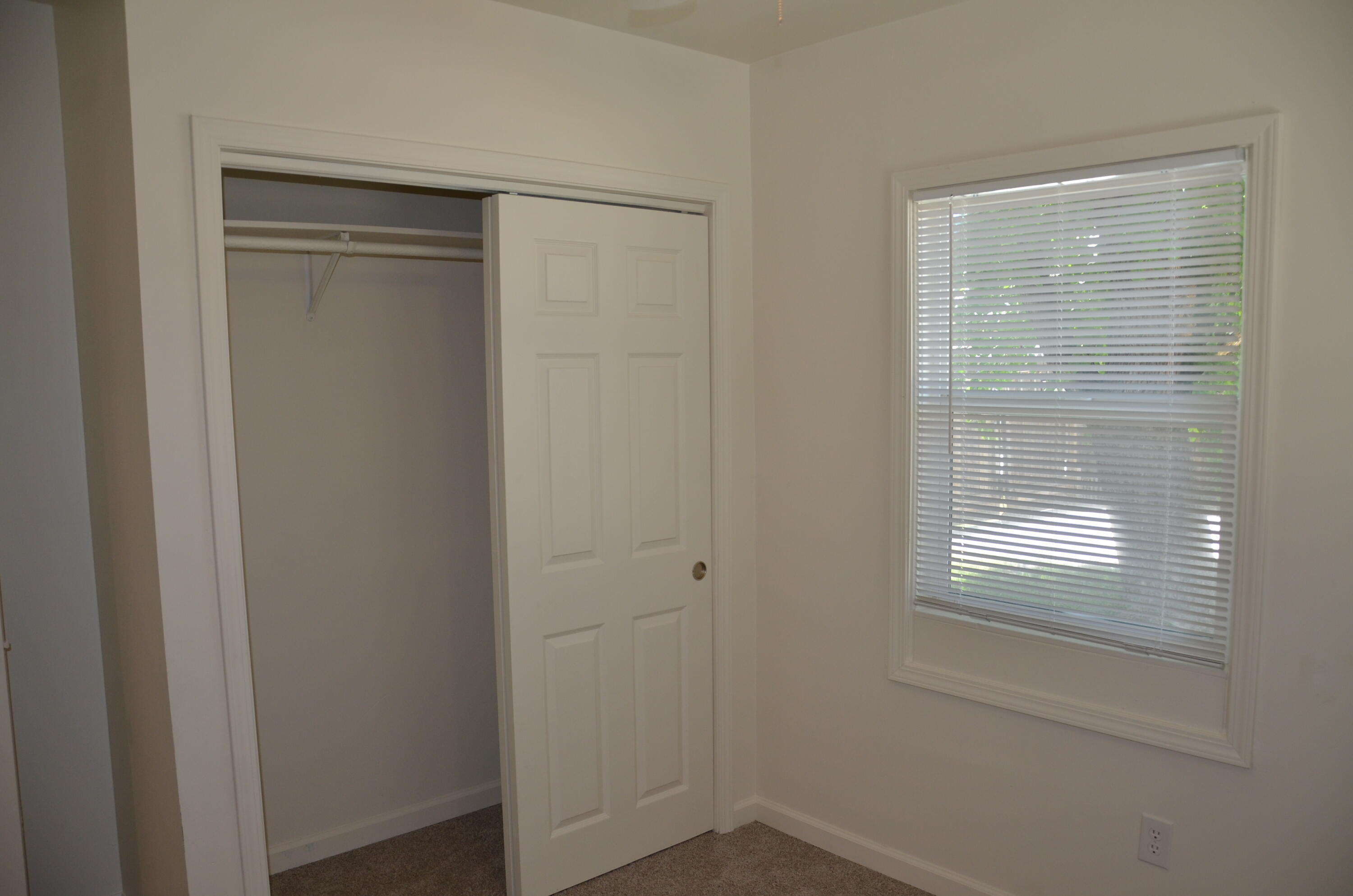 648 B St, Lemoore, CA 93245