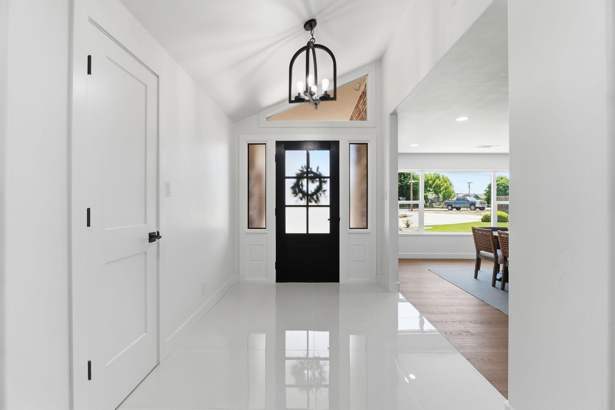 1023 N Euclid Ave, Dinuba, CA 93618