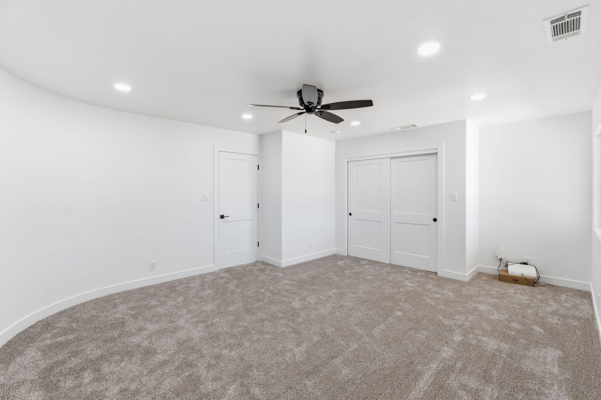 1023 N Euclid Ave, Dinuba, CA 93618