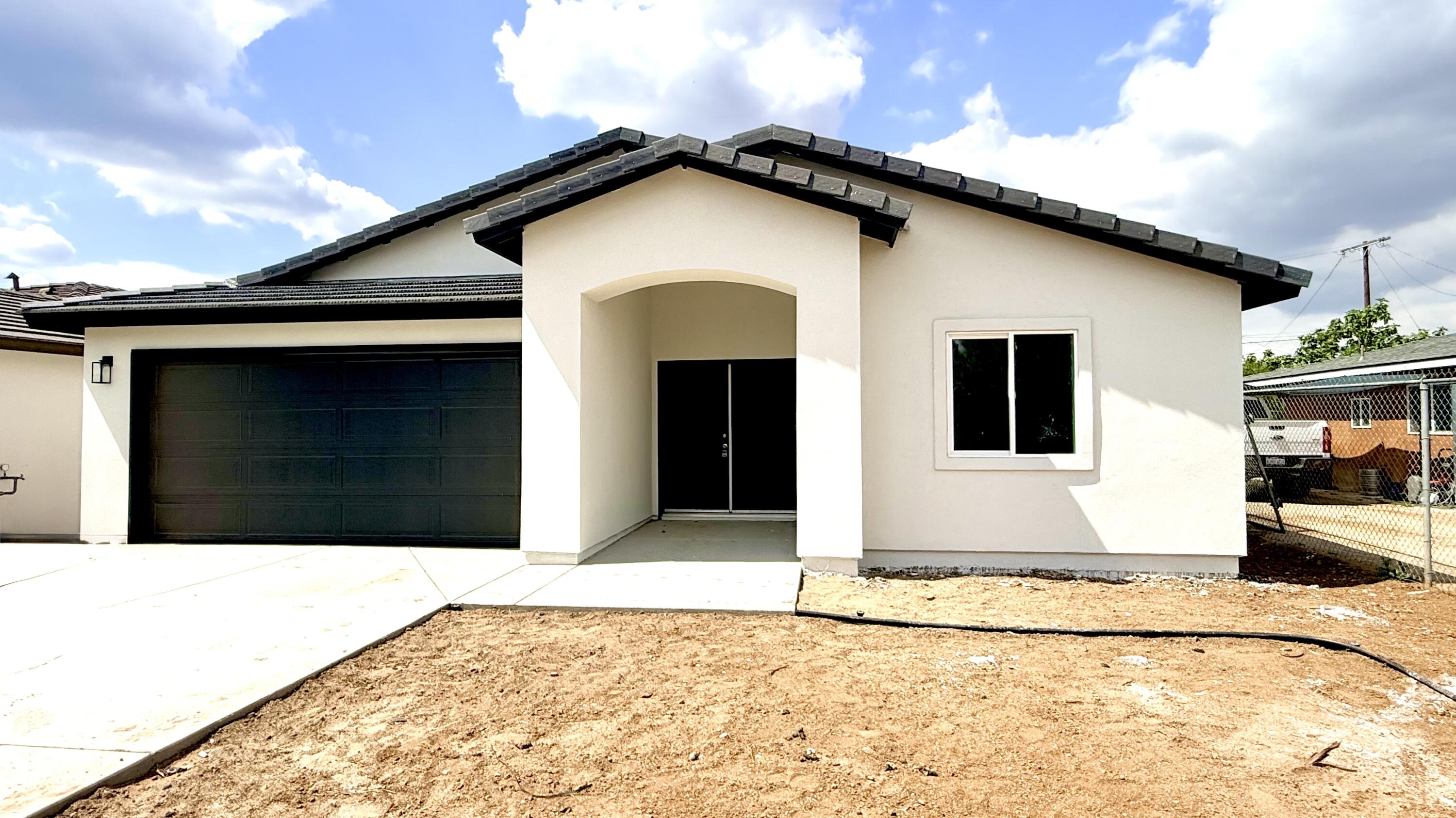 23078 Lawson Ave, Strathmore, CA 93267