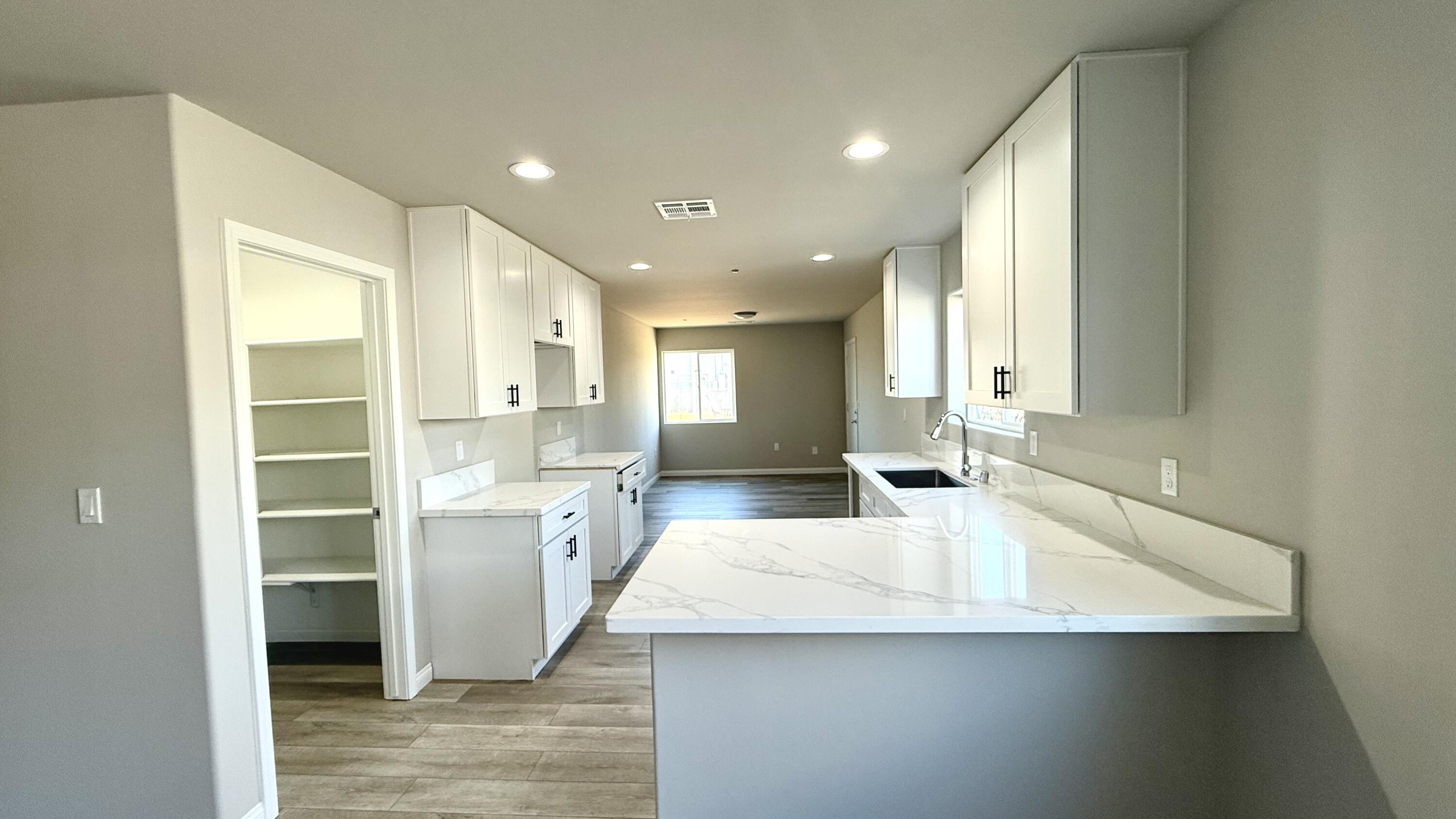 23078 Lawson Ave, Strathmore, CA 93267