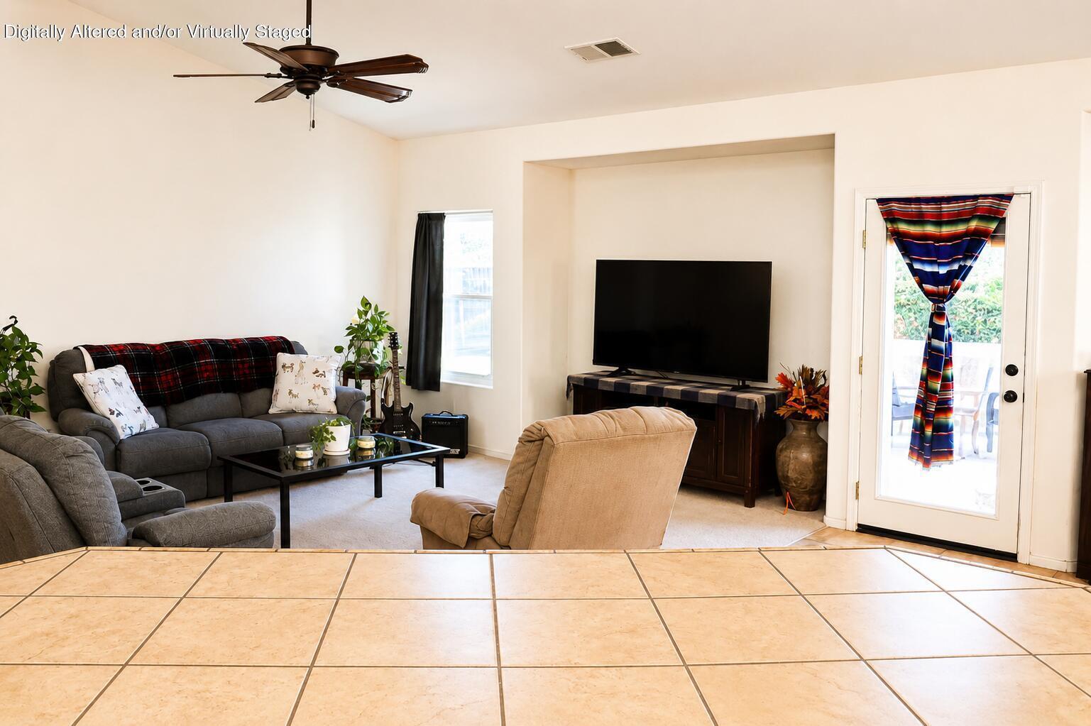 2052 W Orange Ave, Porterville, CA 93257