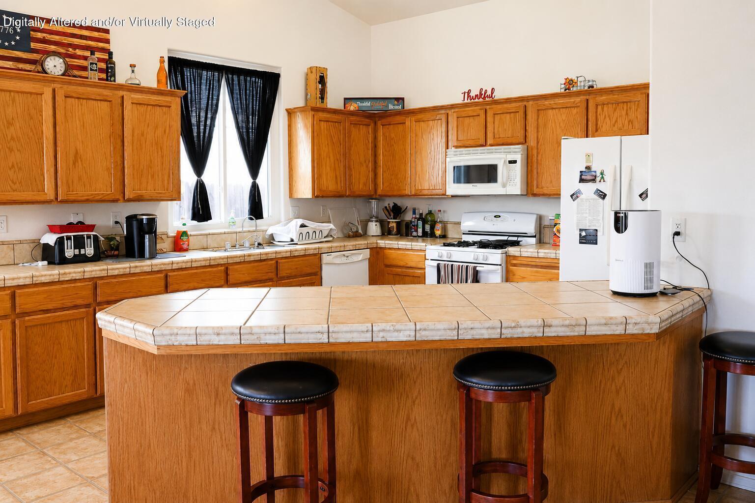 2052 W Orange Ave, Porterville, CA 93257