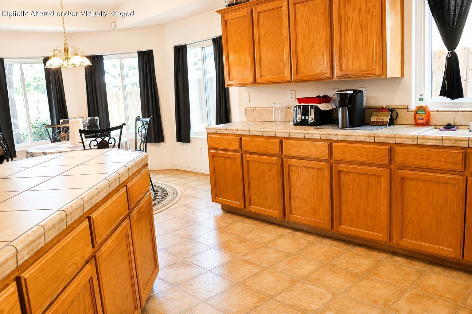2052 W Orange Ave, Porterville, CA 93257