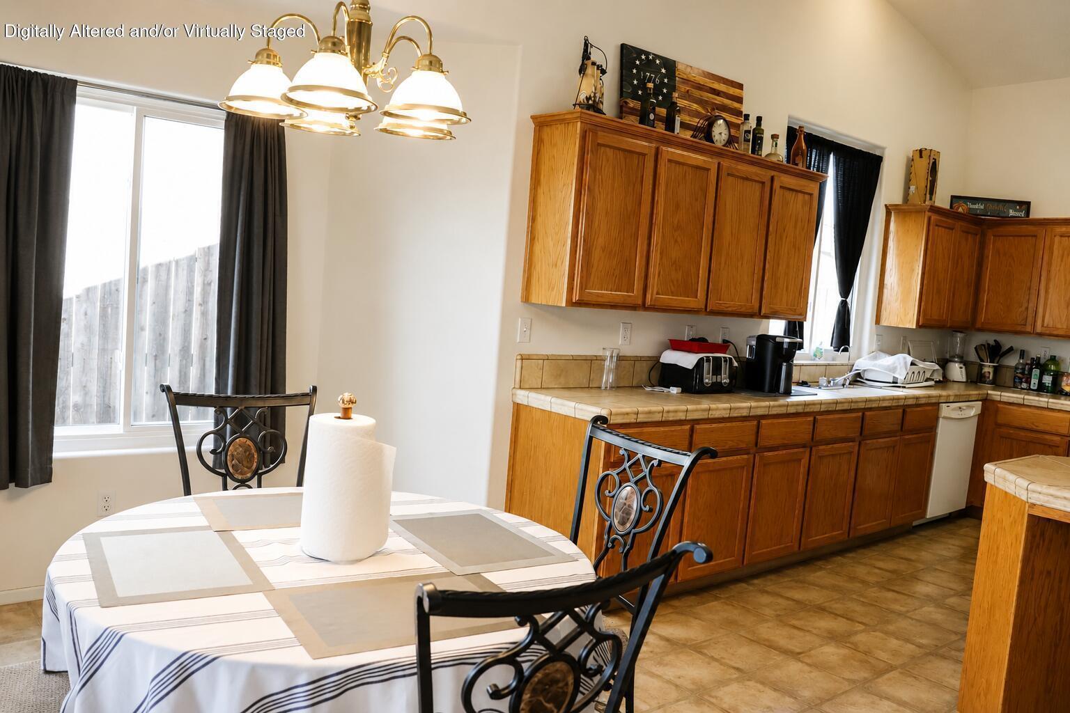 2052 W Orange Ave, Porterville, CA 93257