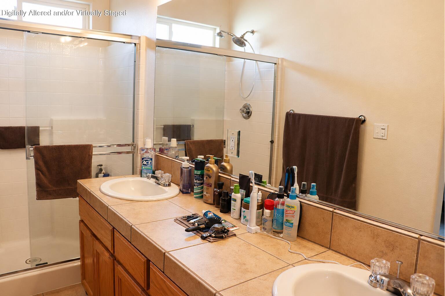 2052 W Orange Ave, Porterville, CA 93257