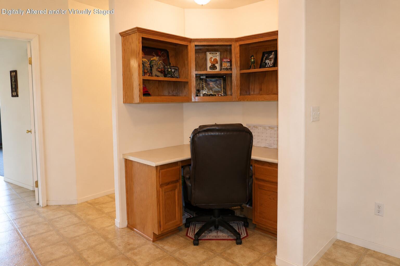 2052 W Orange Ave, Porterville, CA 93257