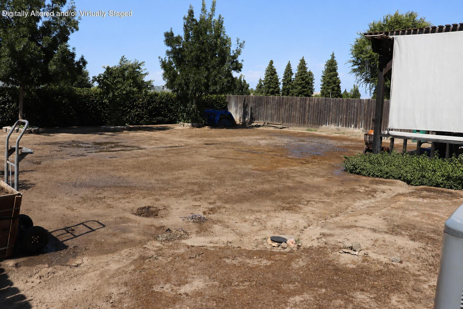 2052 W Orange Ave, Porterville, CA 93257