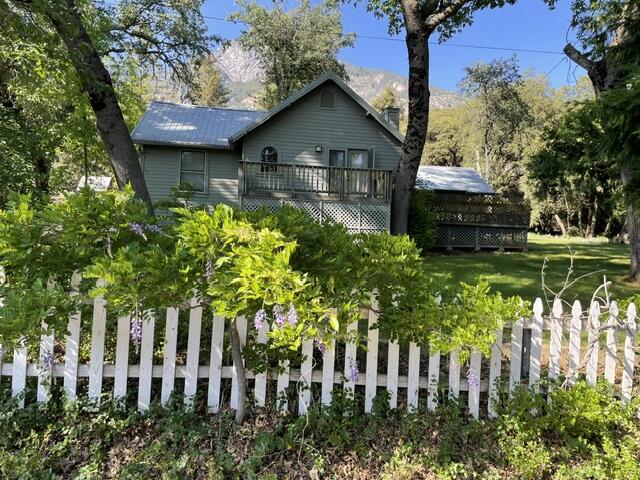 46967 Blue Ridge Dr, Springville, CA 93265