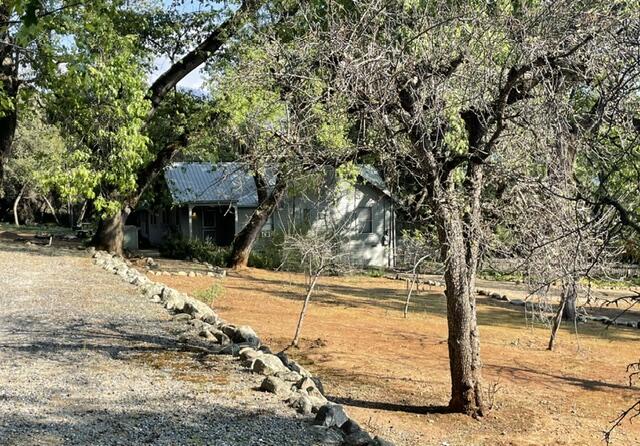 46967 Blue Ridge Dr, Springville, CA 93265