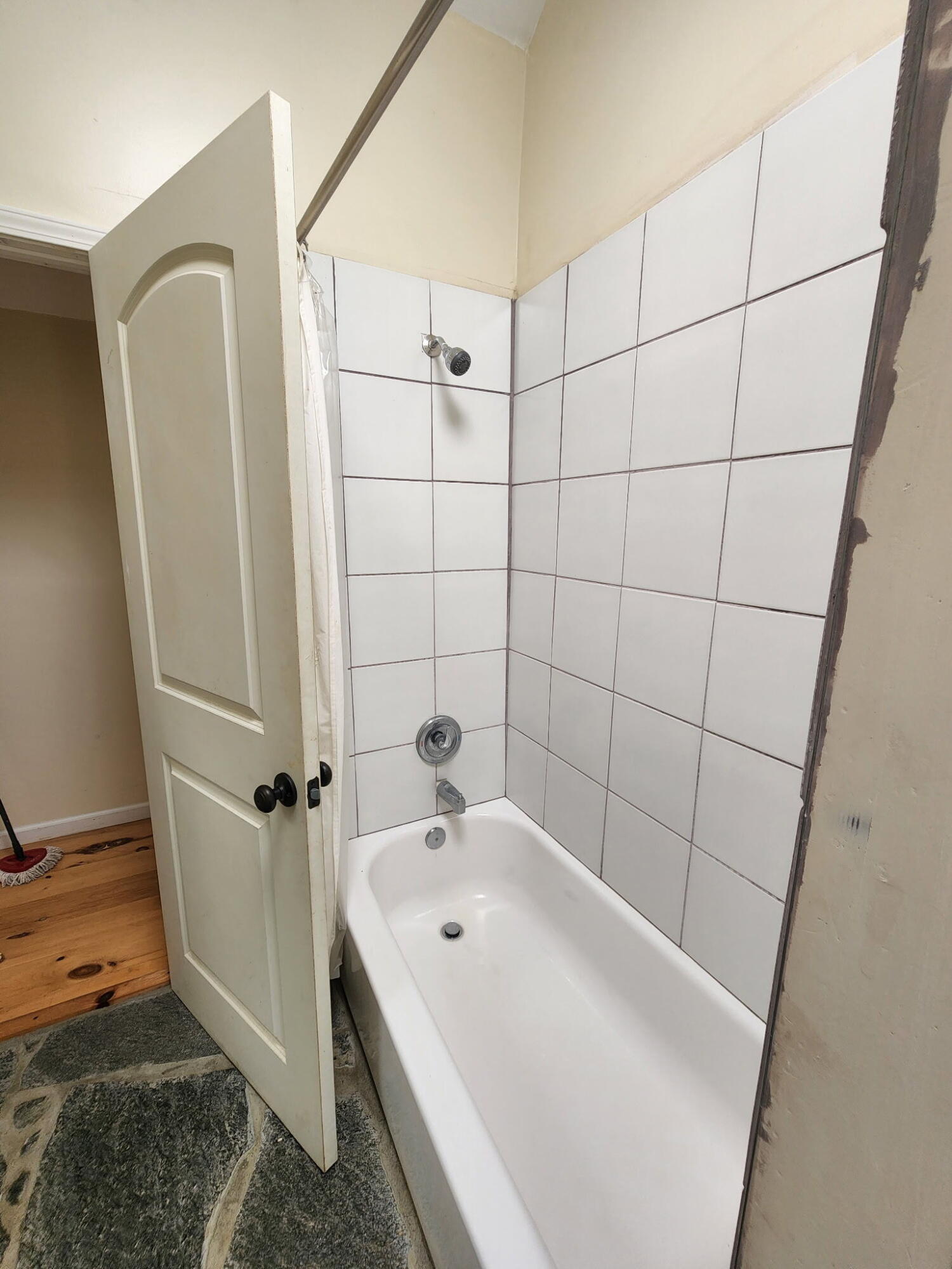 45999 Blue Ridge Dr, Springville, CA 93265