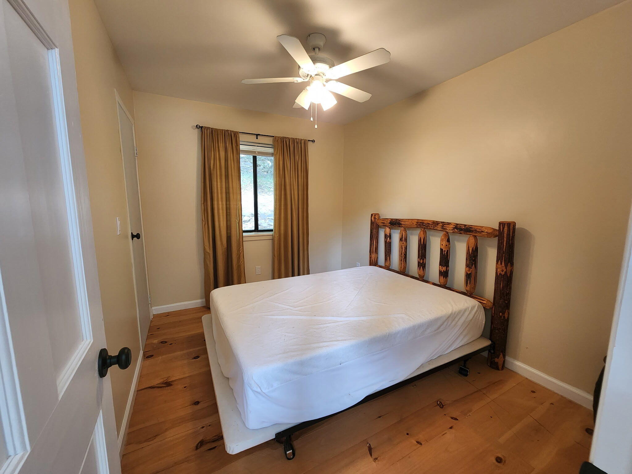 45999 Blue Ridge Dr, Springville, CA 93265