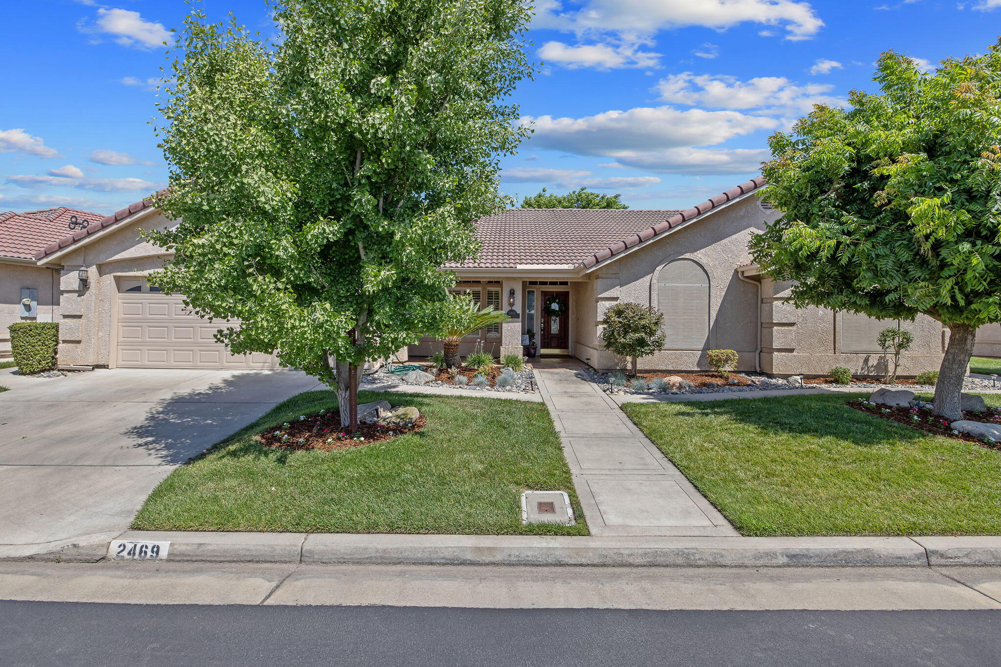 2469 Presidential Dr, Tulare, CA 93274