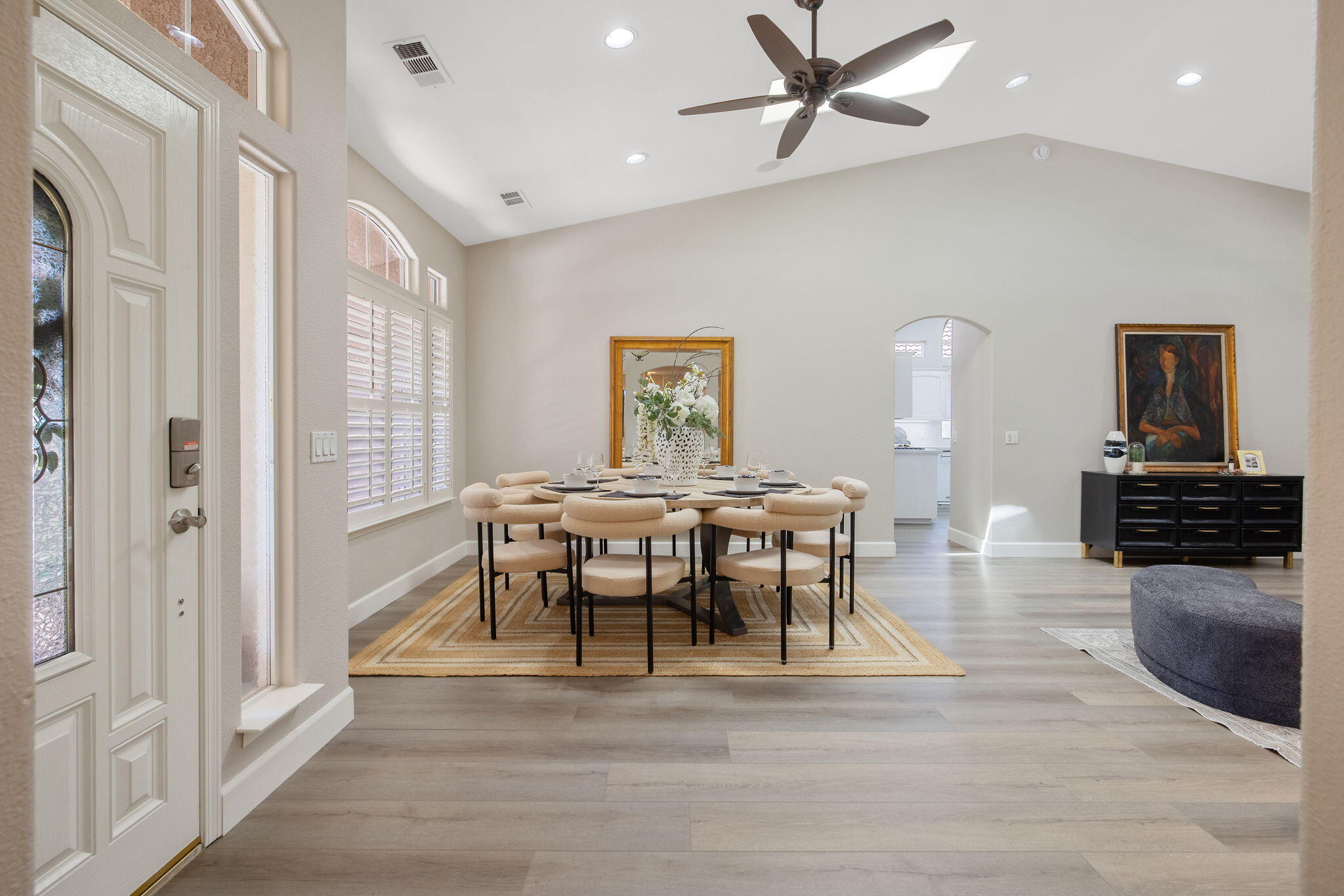 2469 Presidential Dr, Tulare, CA 93274