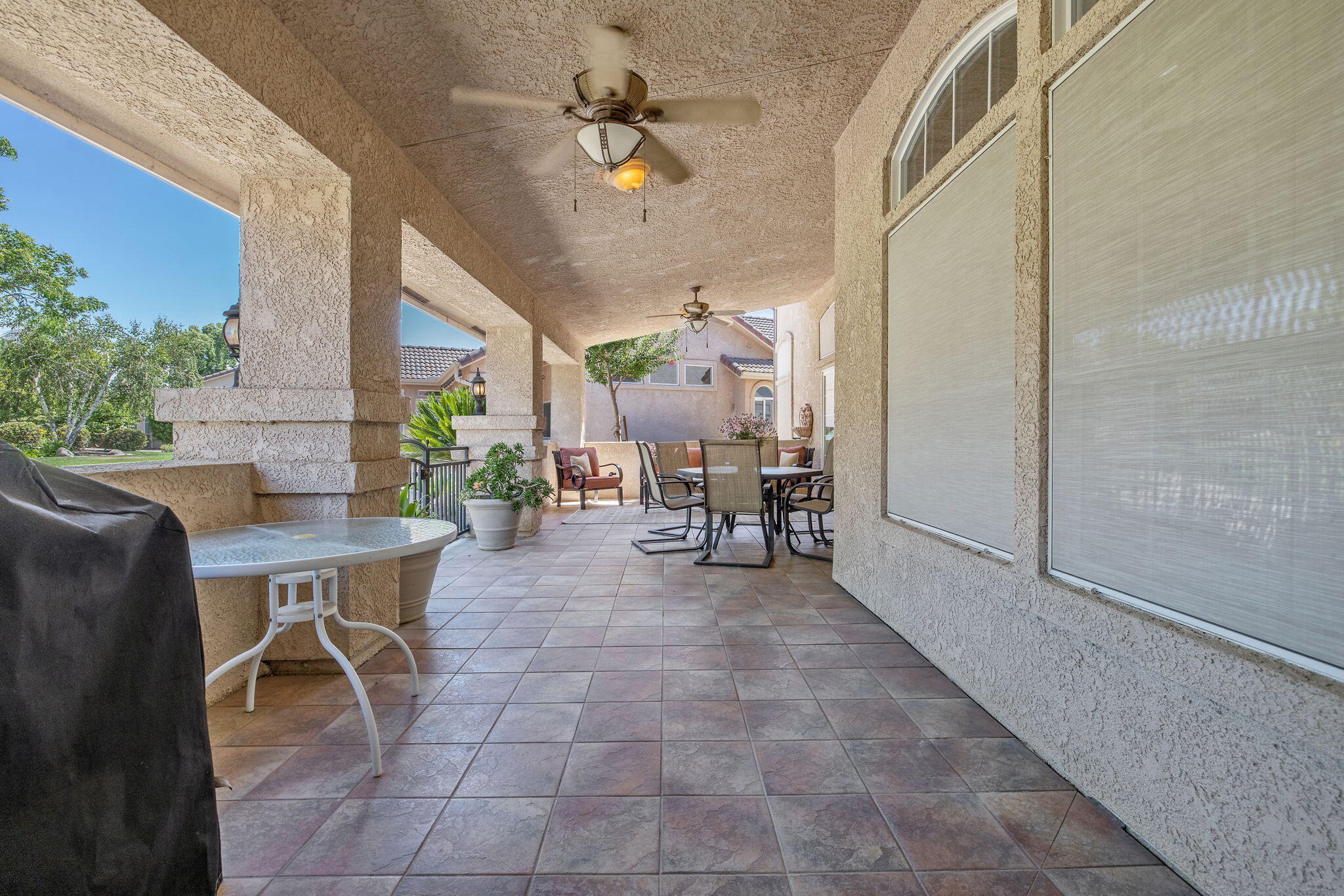 2469 Presidential Dr, Tulare, CA 93274