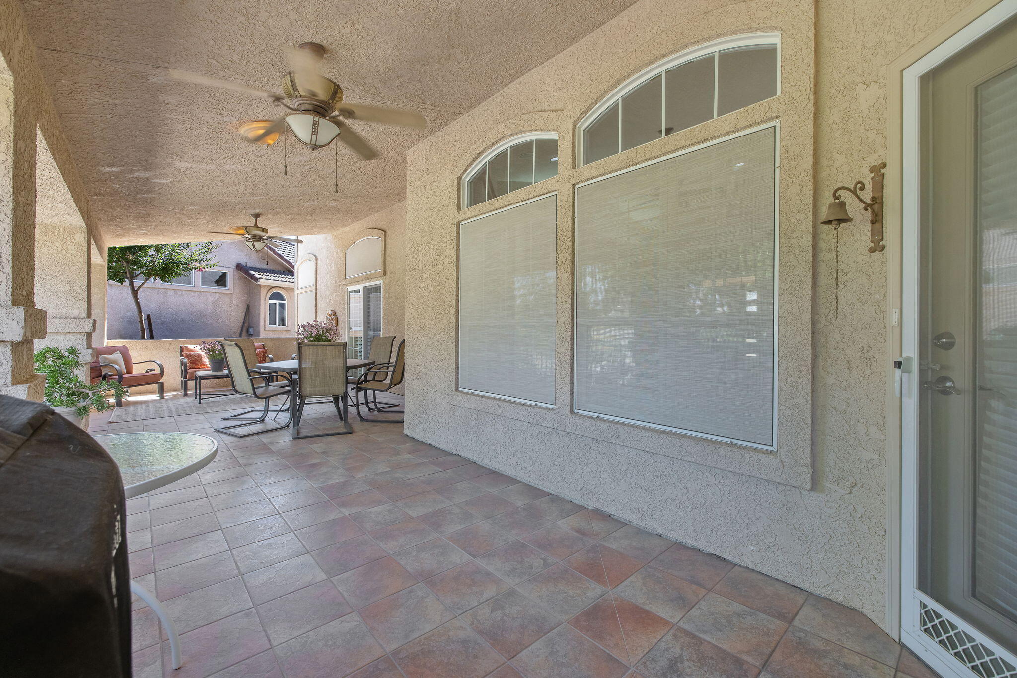 2469 Presidential Dr, Tulare, CA 93274