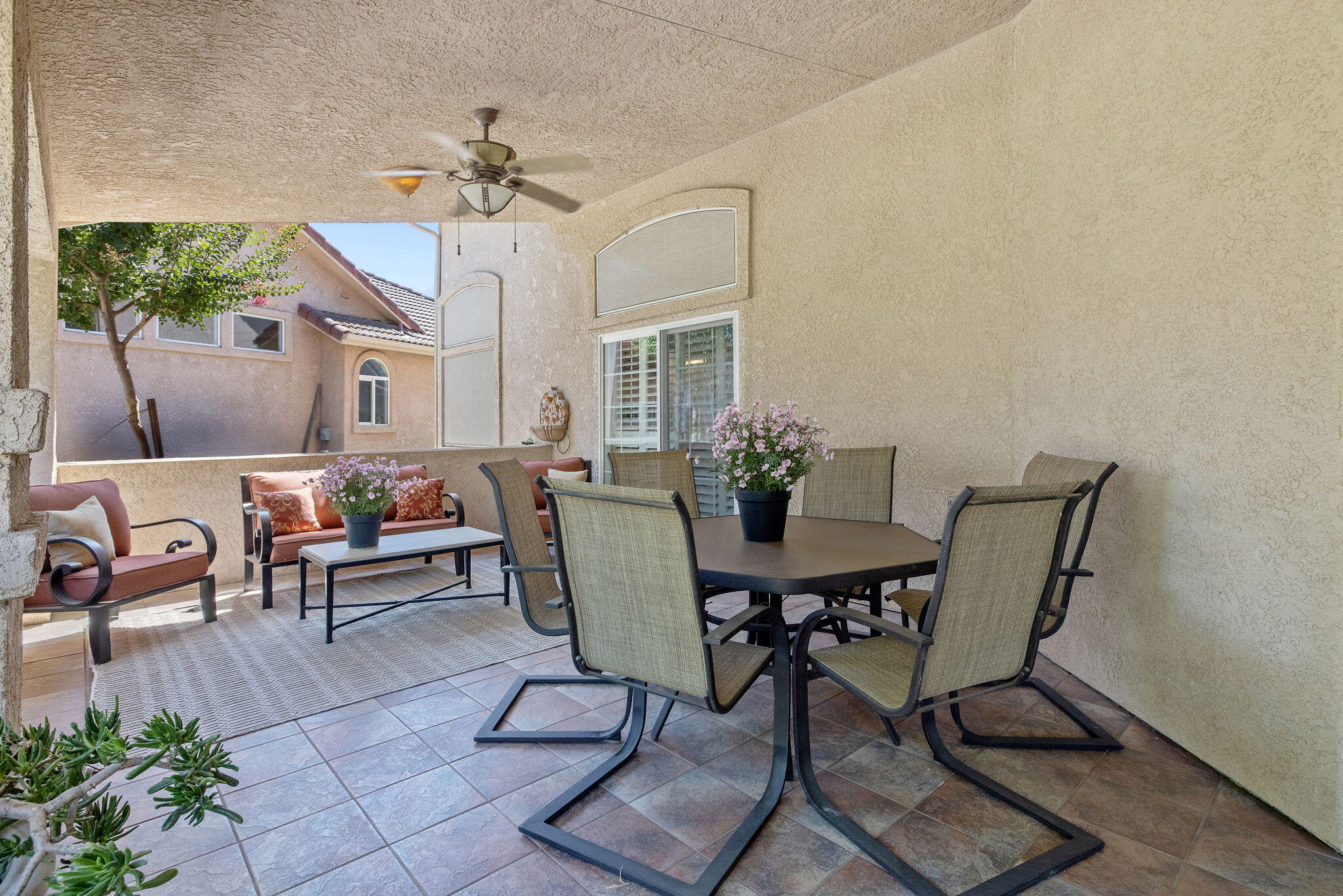 2469 Presidential Dr, Tulare, CA 93274
