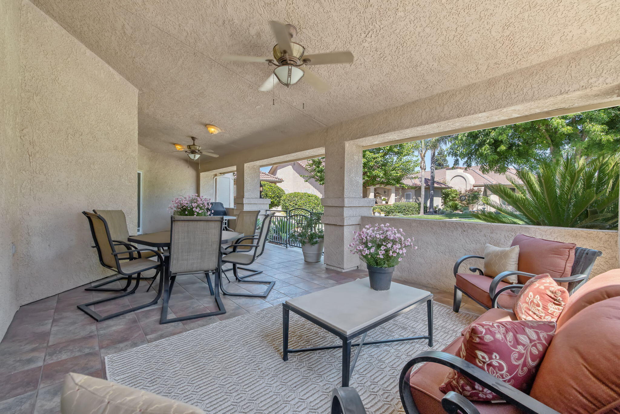 2469 Presidential Dr, Tulare, CA 93274