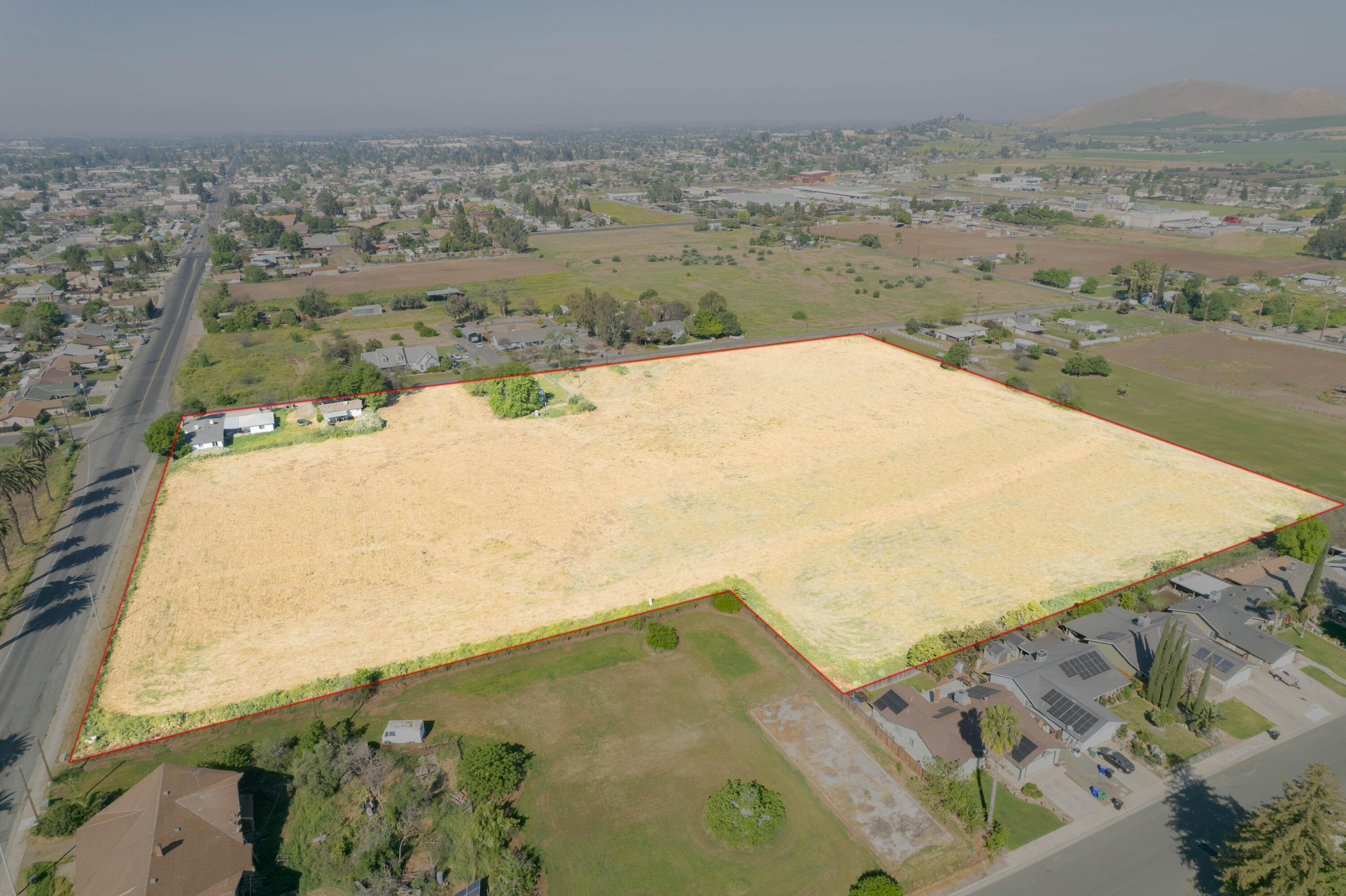 612 E Morton Ave, Porterville, CA 93257