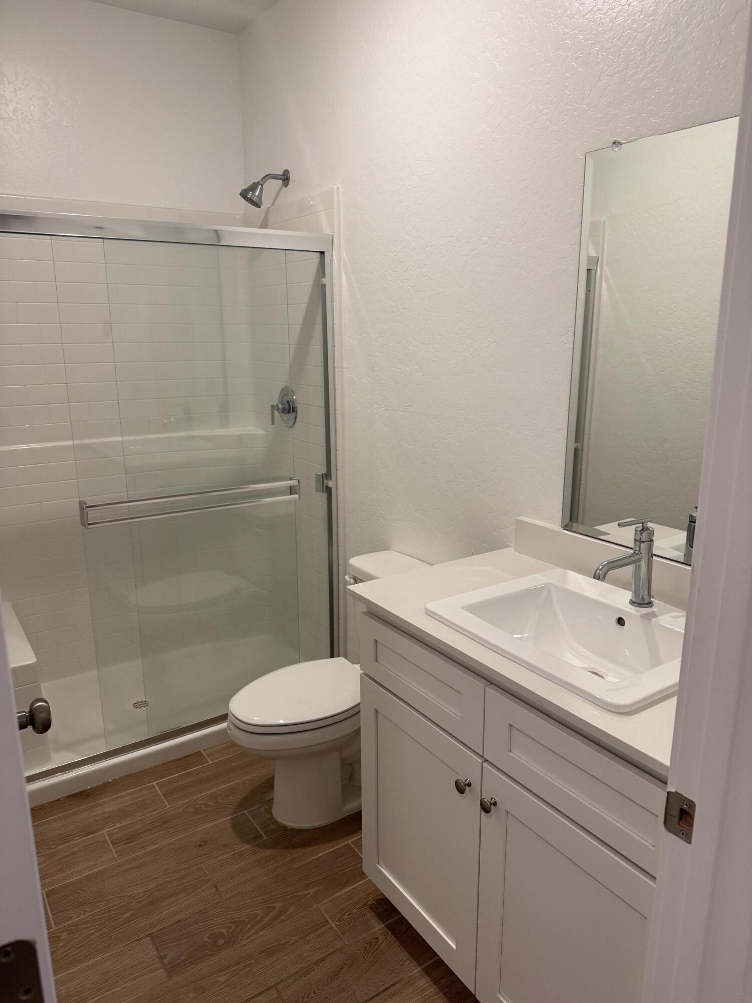1348 S Palm St, Visalia, CA 93292
