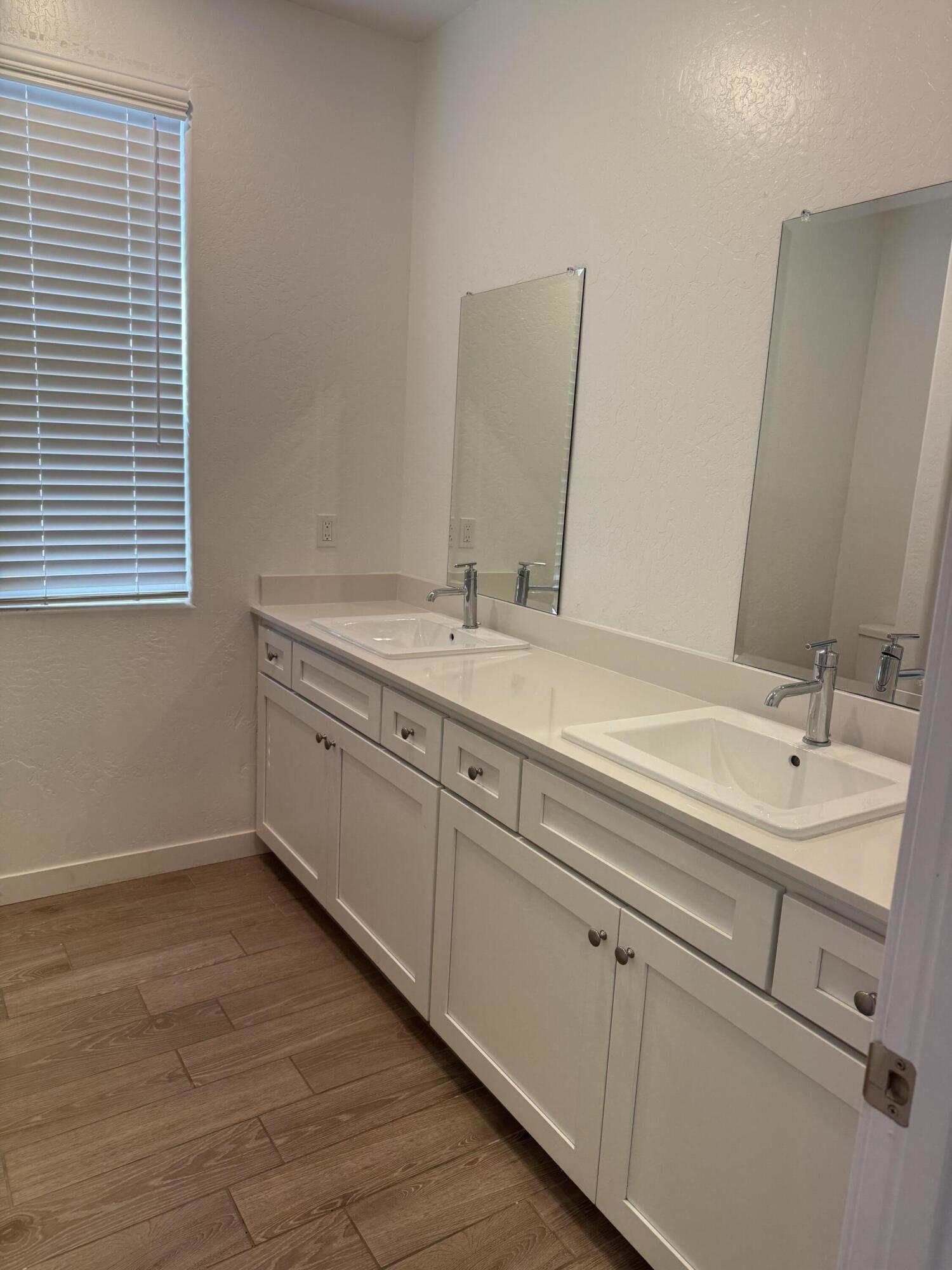 1348 S Palm St, Visalia, CA 93292