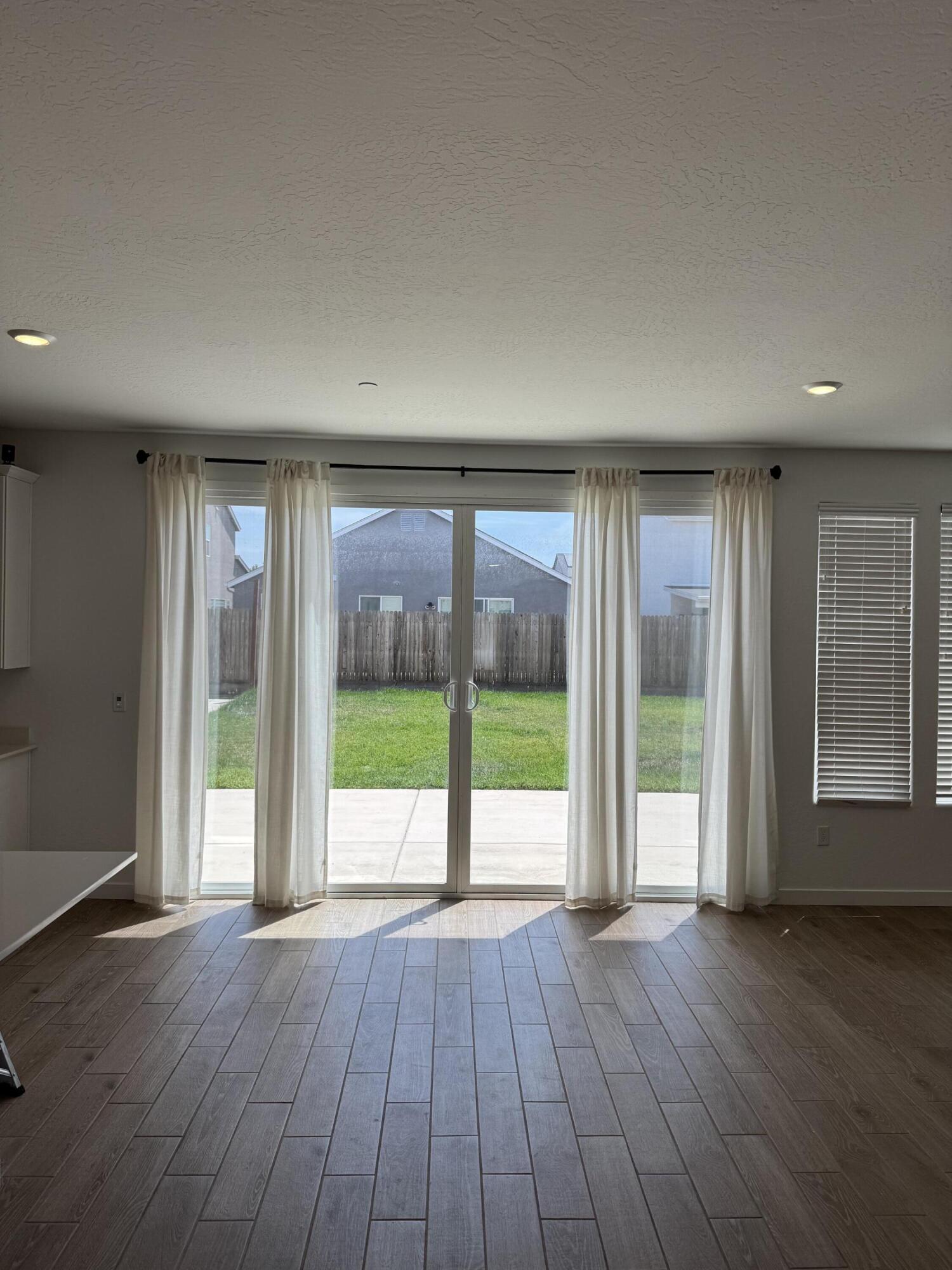 1348 S Palm St, Visalia, CA 93292