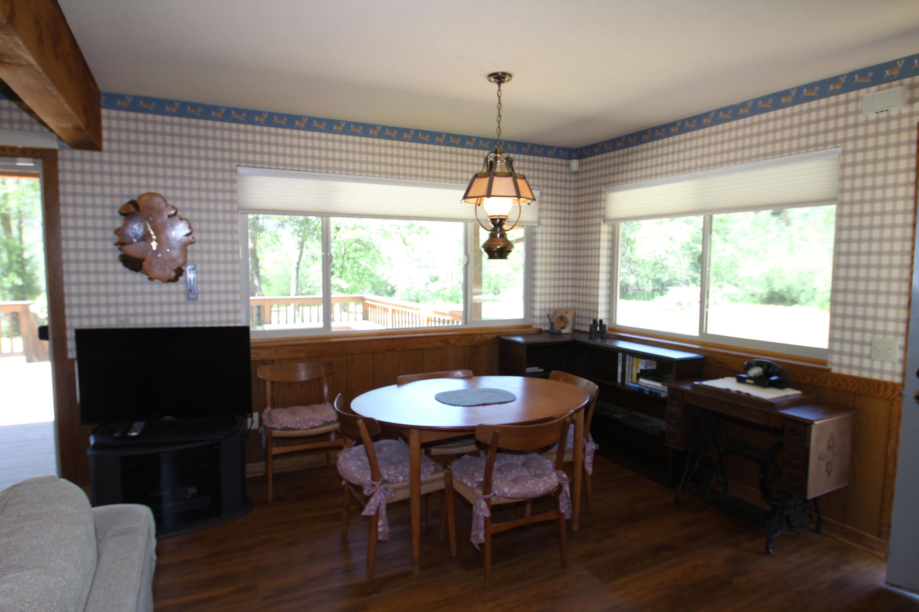 2101 Nelson Dr, Springville, CA 93265