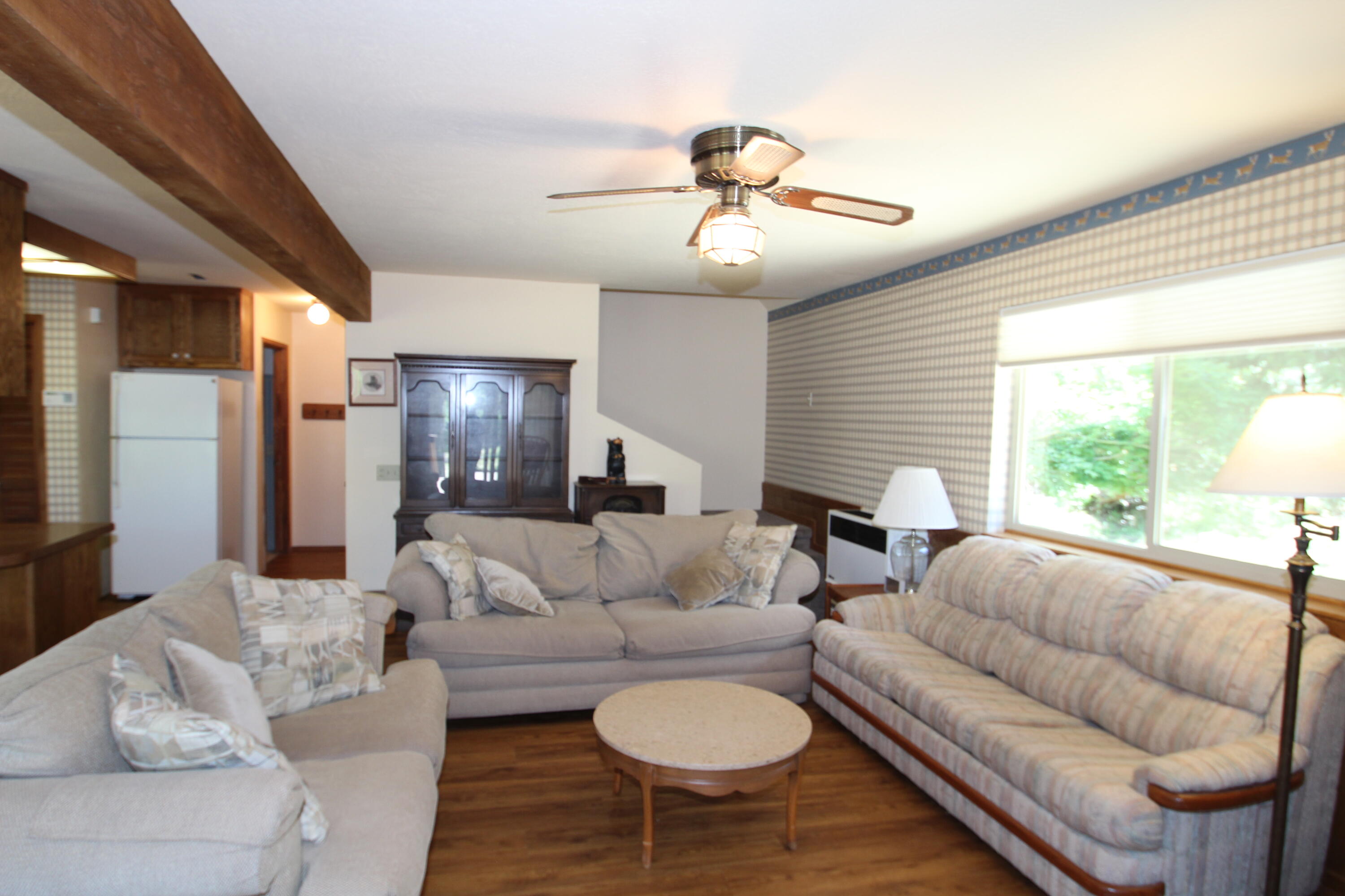 2101 Nelson Dr, Springville, CA 93265