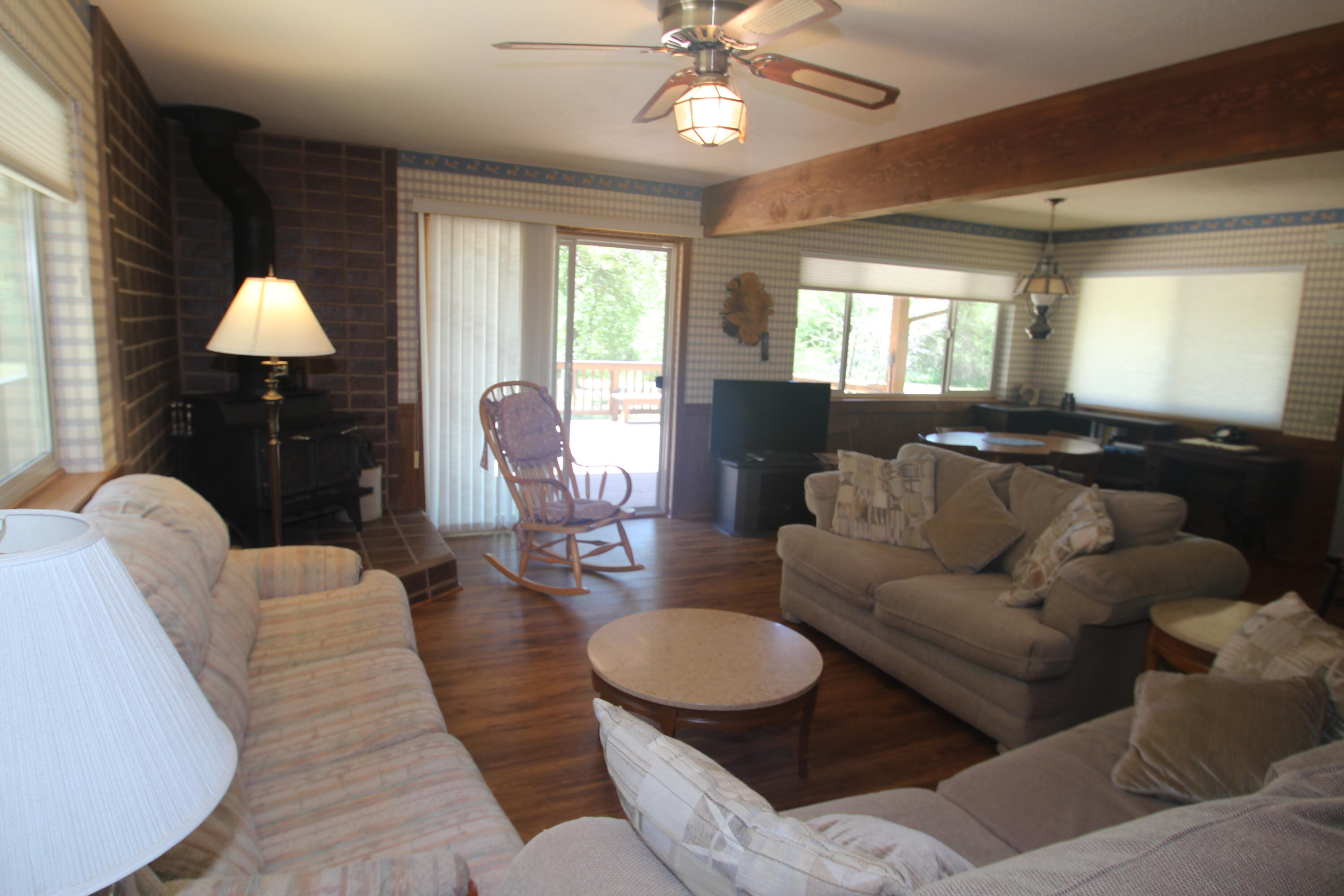 2101 Nelson Dr, Springville, CA 93265