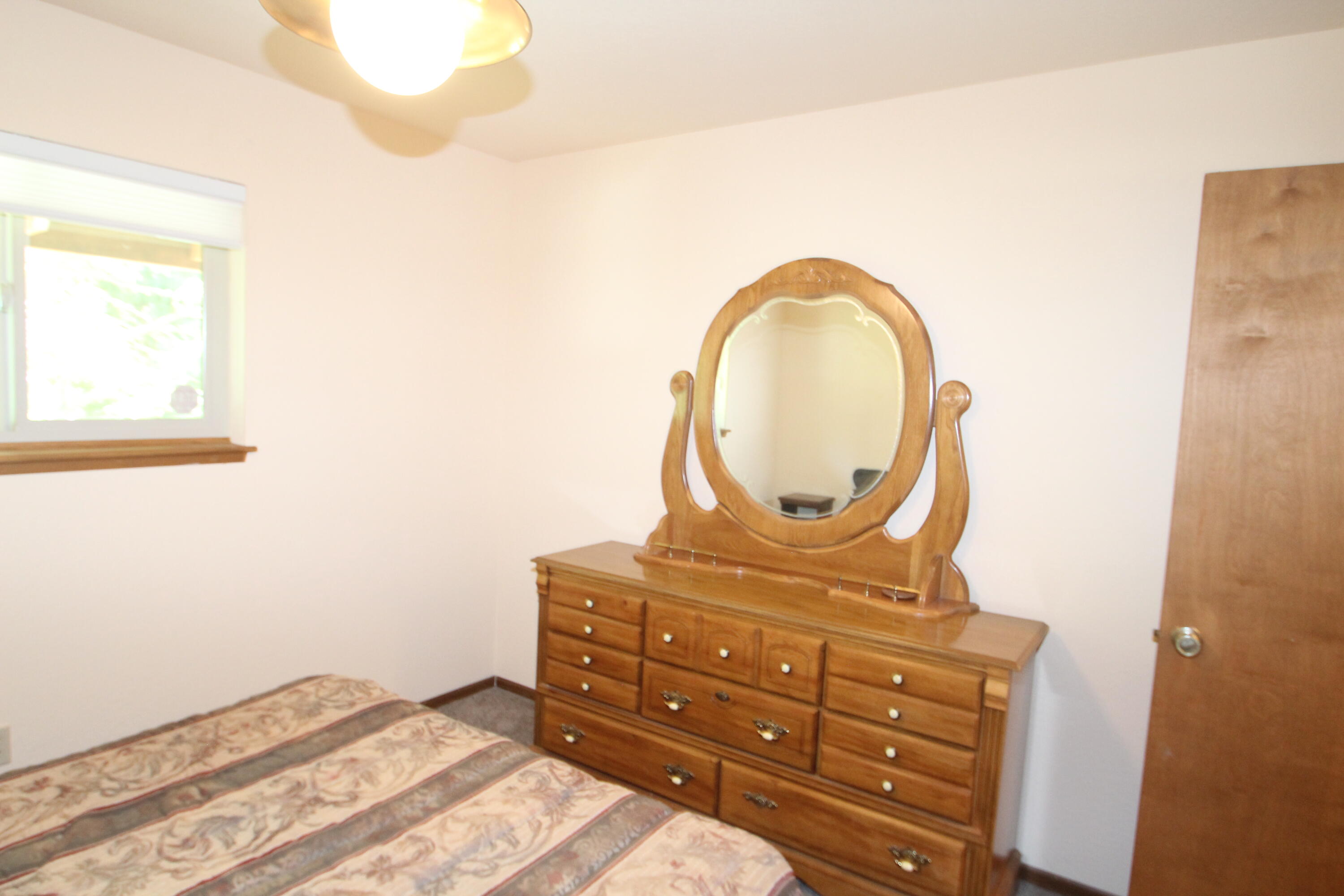 2101 Nelson Dr, Springville, CA 93265