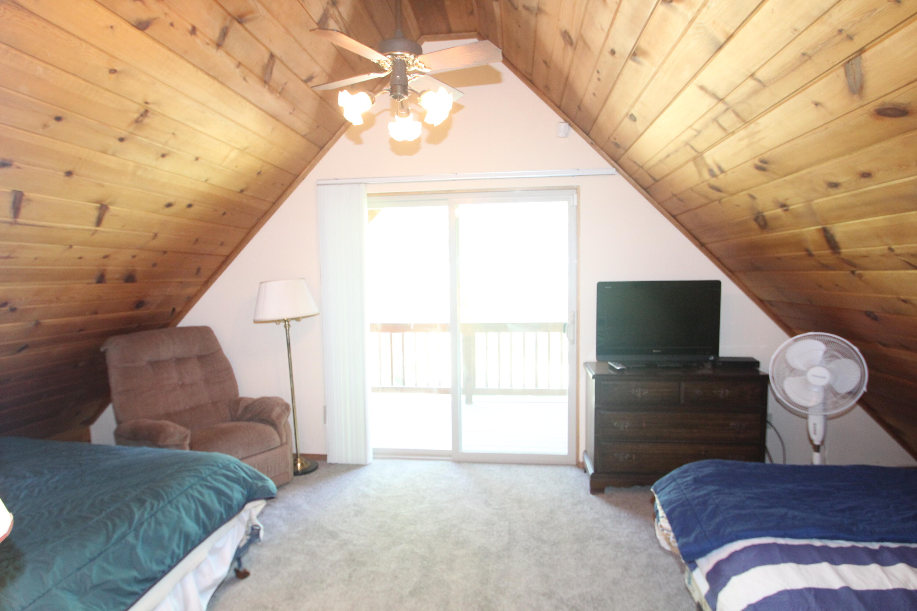 2101 Nelson Dr, Springville, CA 93265