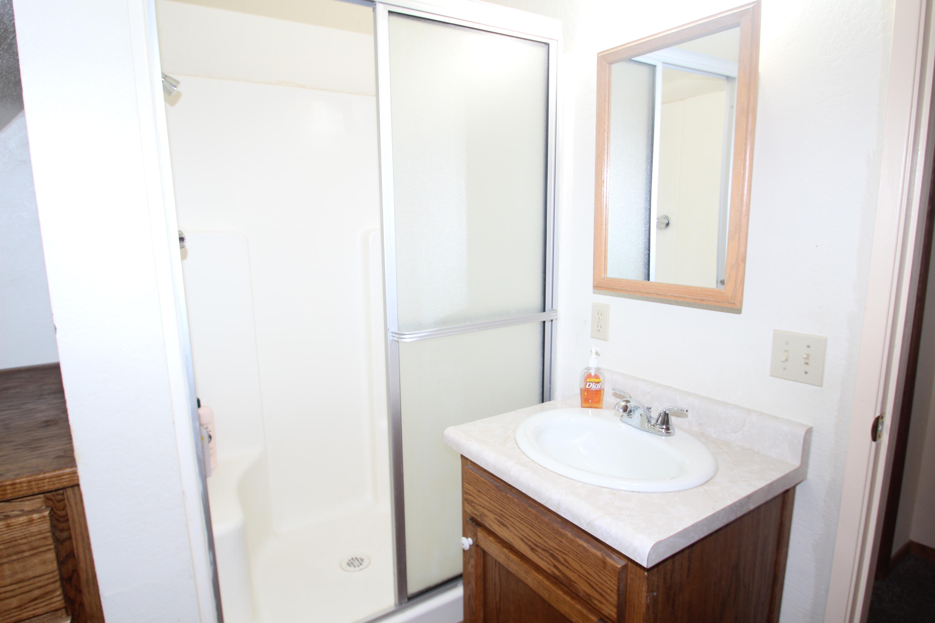 2101 Nelson Dr, Springville, CA 93265
