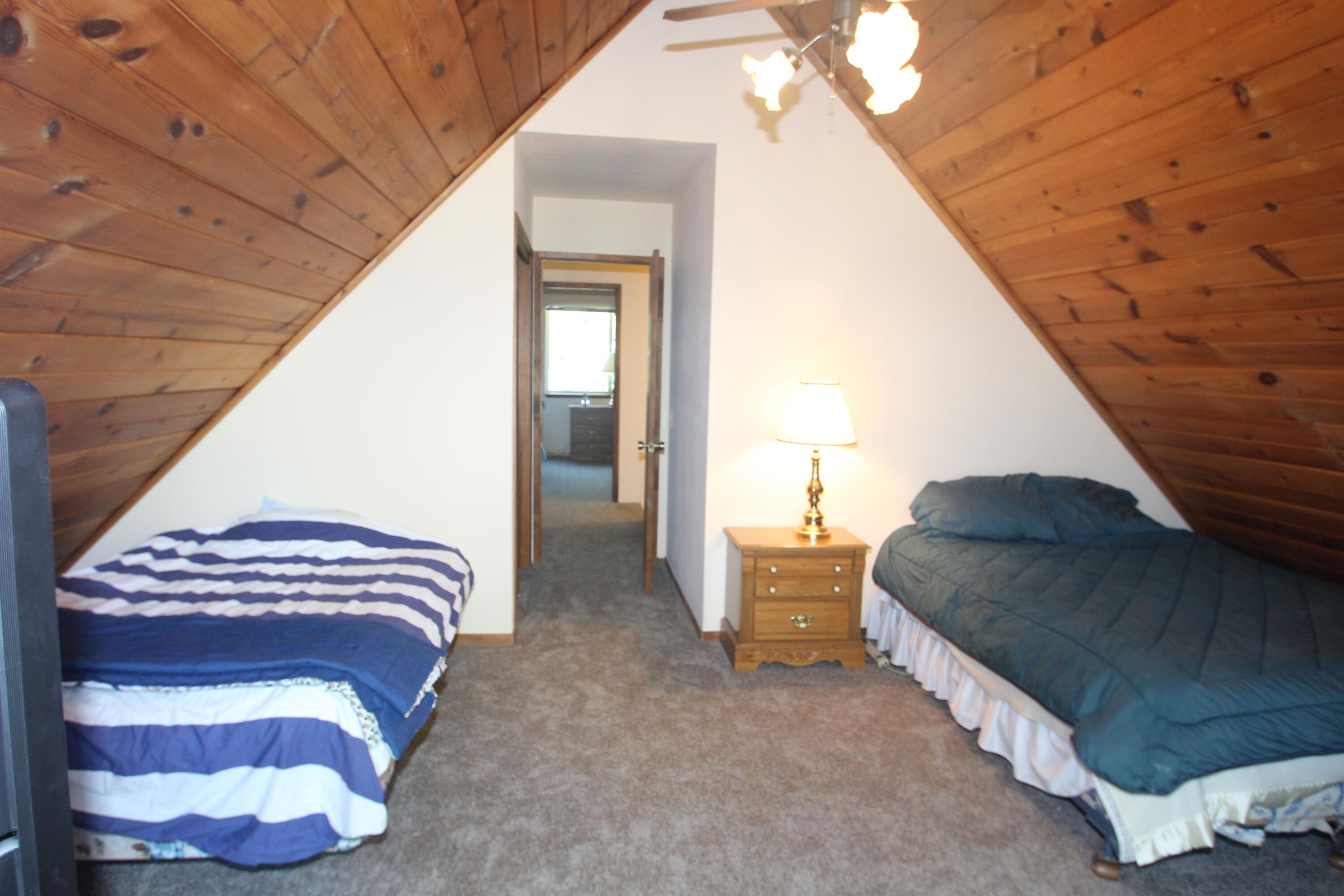 2101 Nelson Dr, Springville, CA 93265