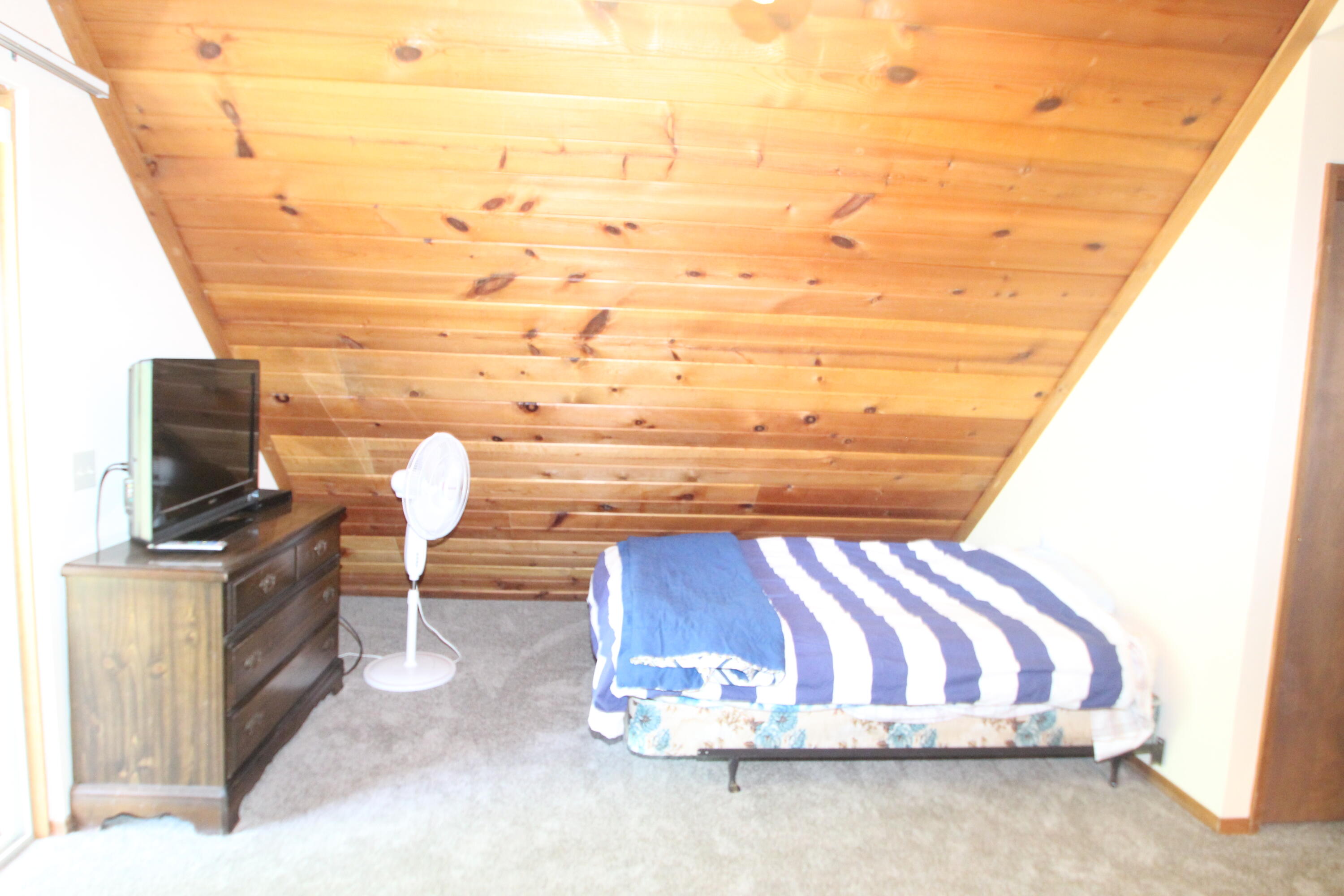 2101 Nelson Dr, Springville, CA 93265