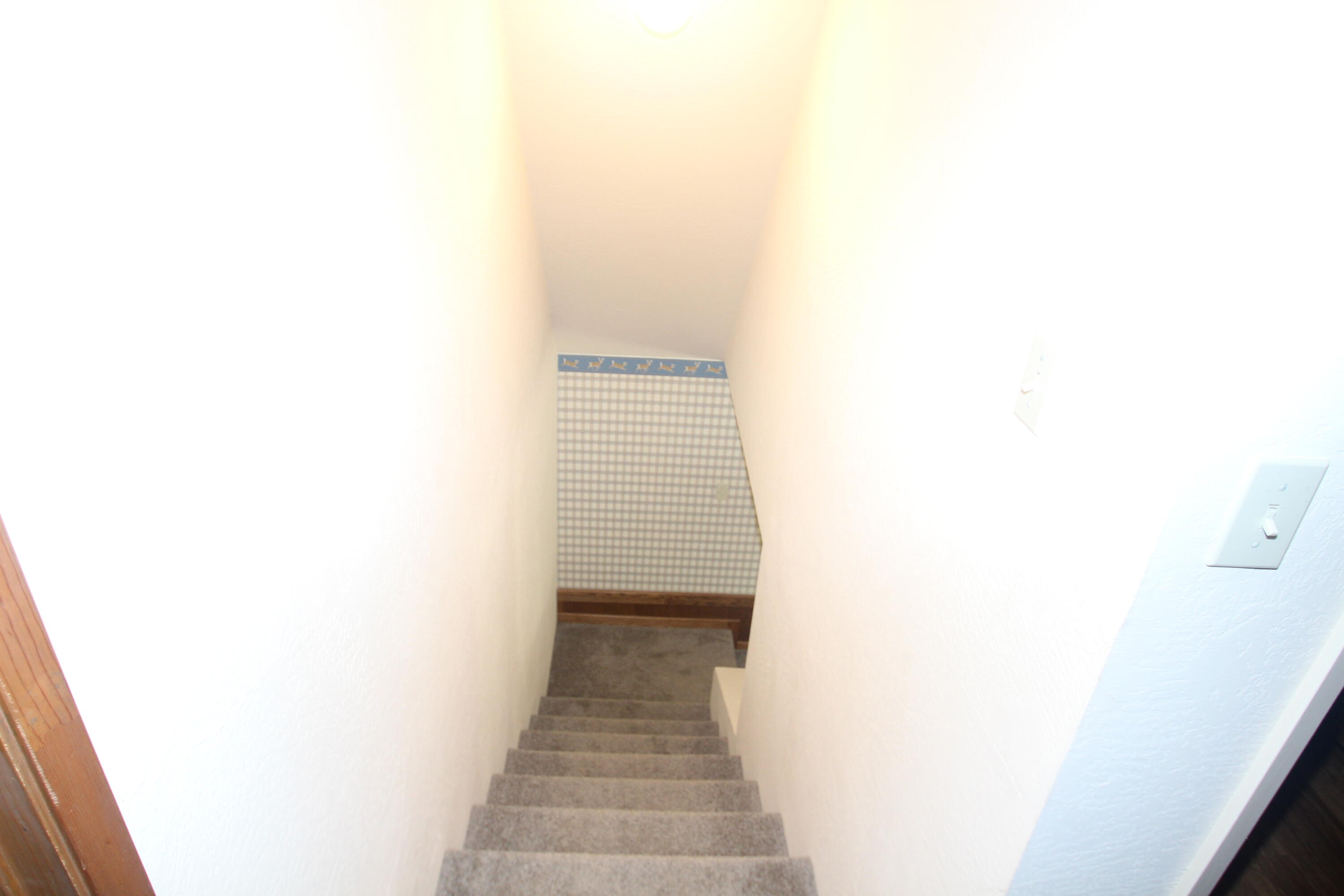 2101 Nelson Dr, Springville, CA 93265