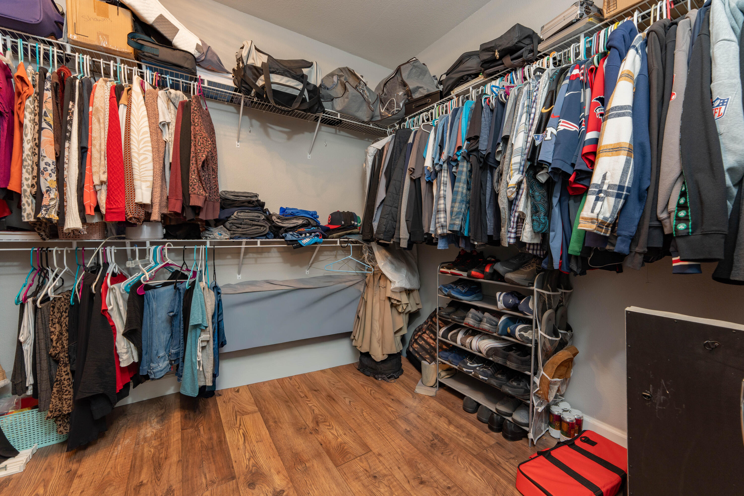 5843 W Clinton Ave, Visalia, CA 93291