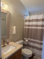 5212 W La Vida Ave #9, Visalia, CA 93277