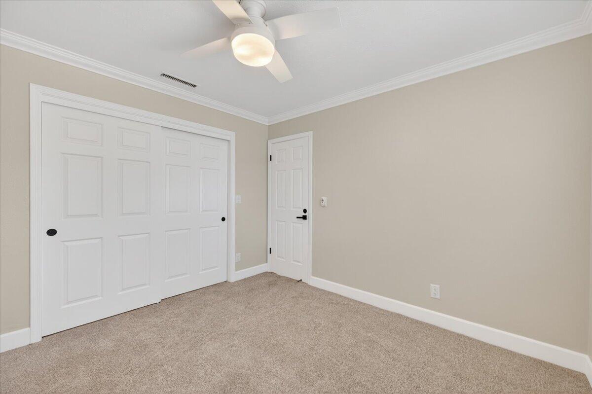 7878 N Meridian Ave, Fresno, CA 93720