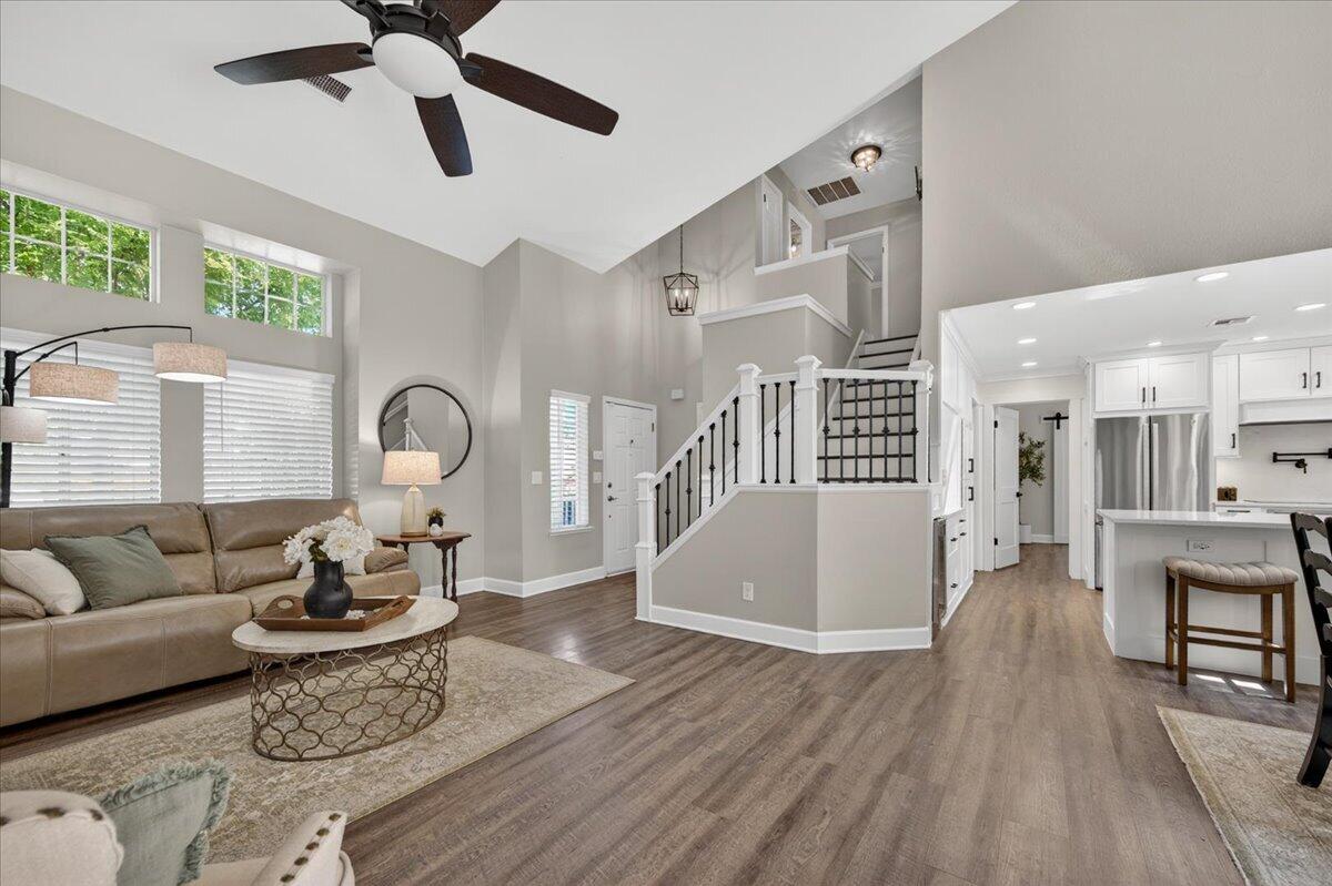 7878 N Meridian Ave, Fresno, CA 93720