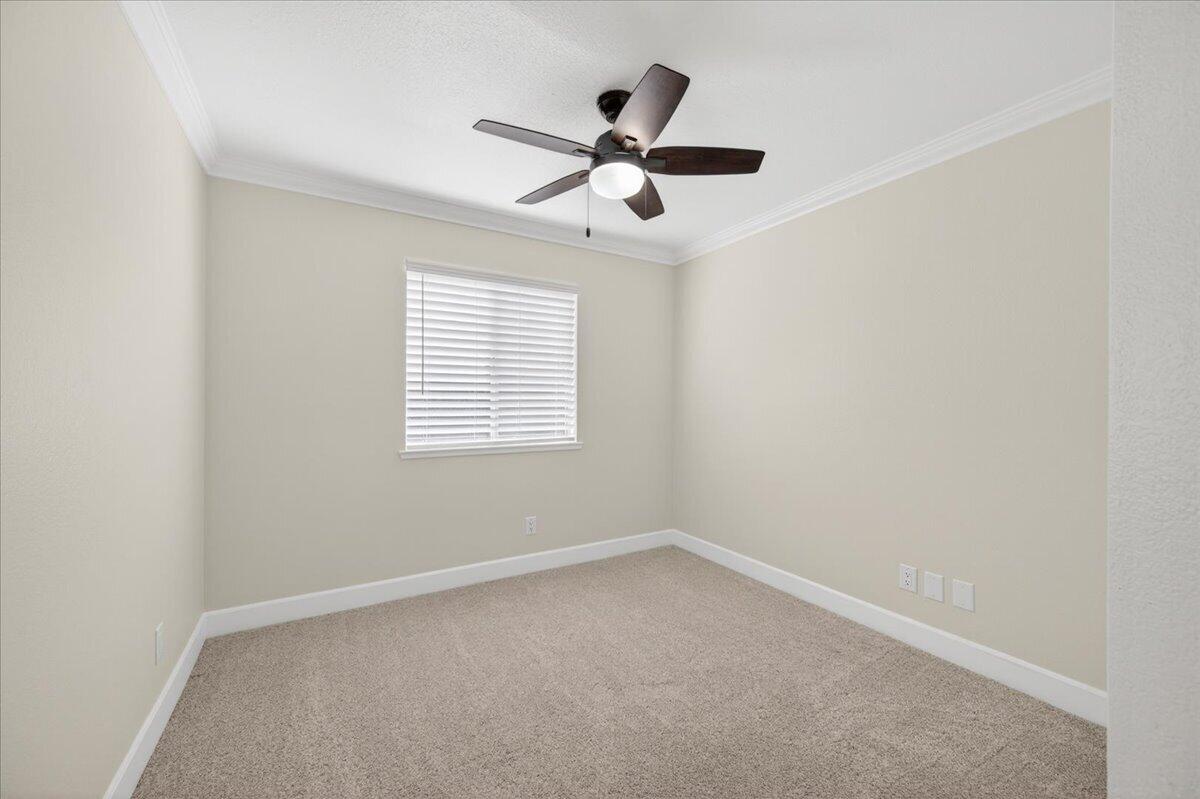 7878 N Meridian Ave, Fresno, CA 93720