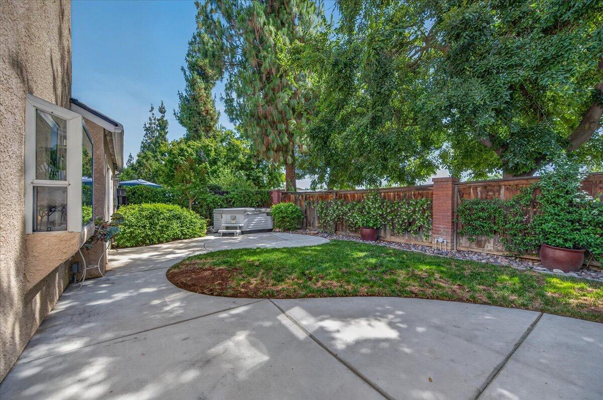 7878 N Meridian Ave, Fresno, CA 93720