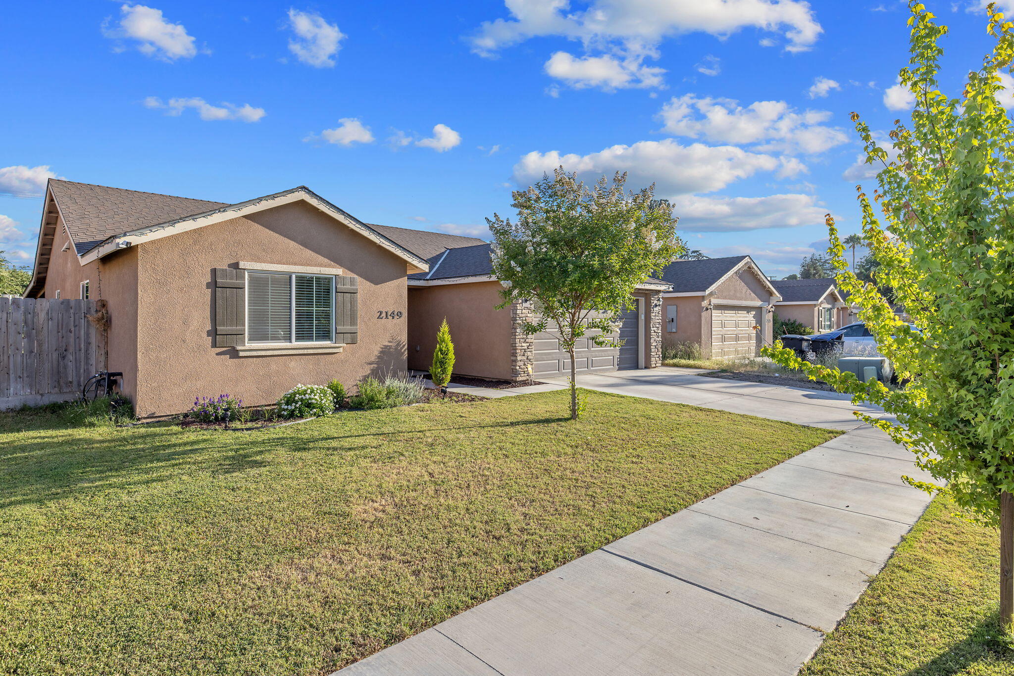2149 E Delta Ct, Visalia, CA 93292