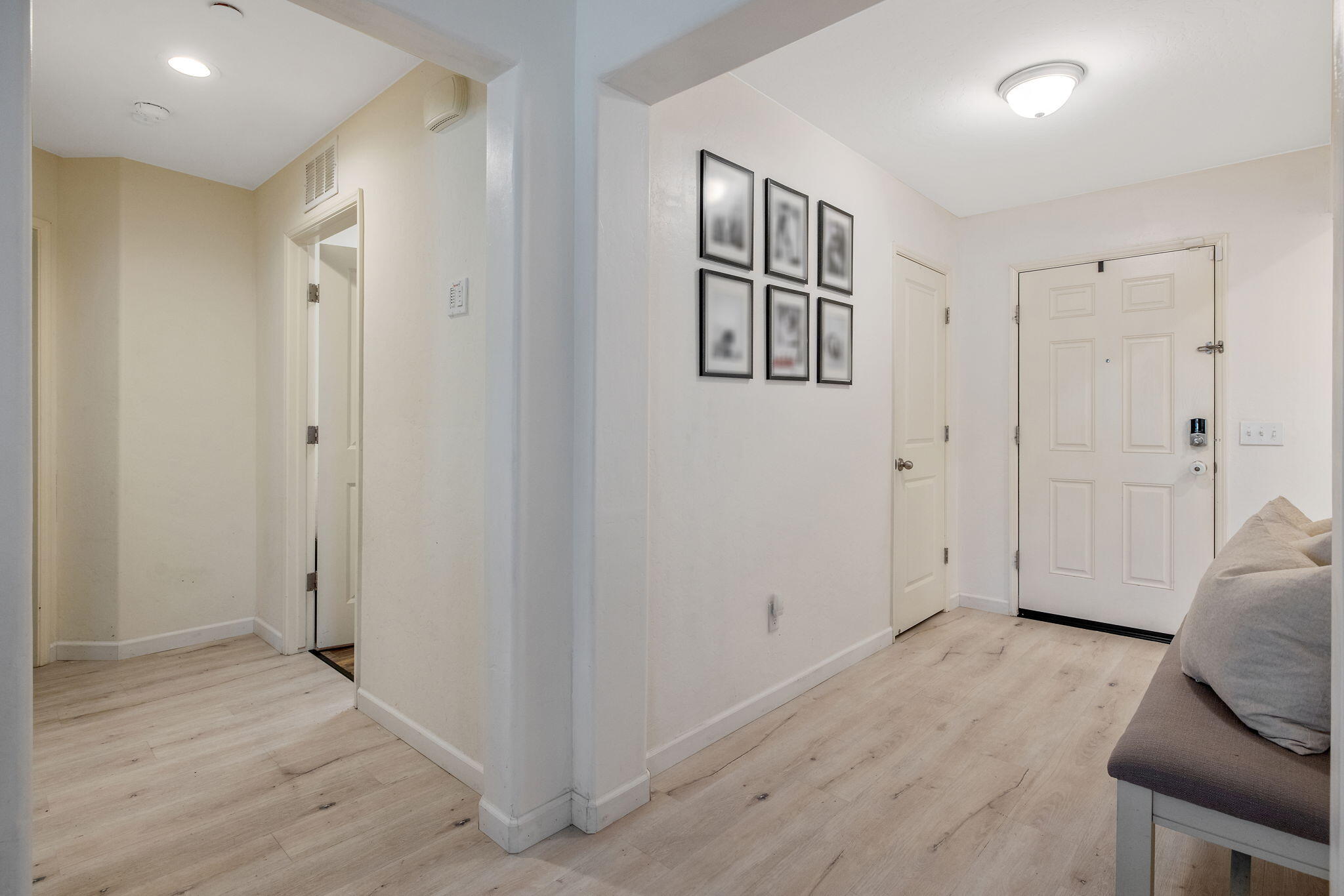 2149 E Delta Ct, Visalia, CA 93292
