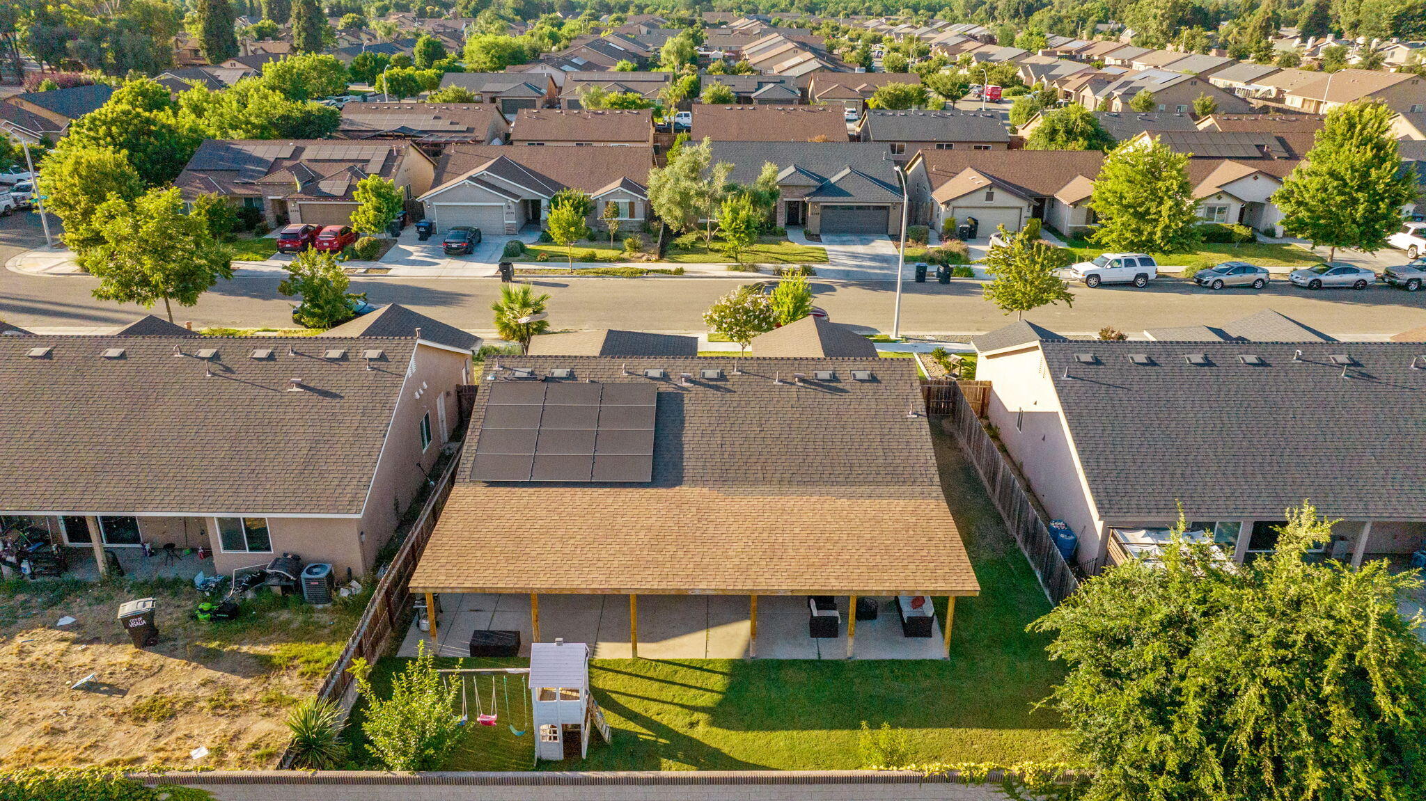 2149 E Delta Ct, Visalia, CA 93292