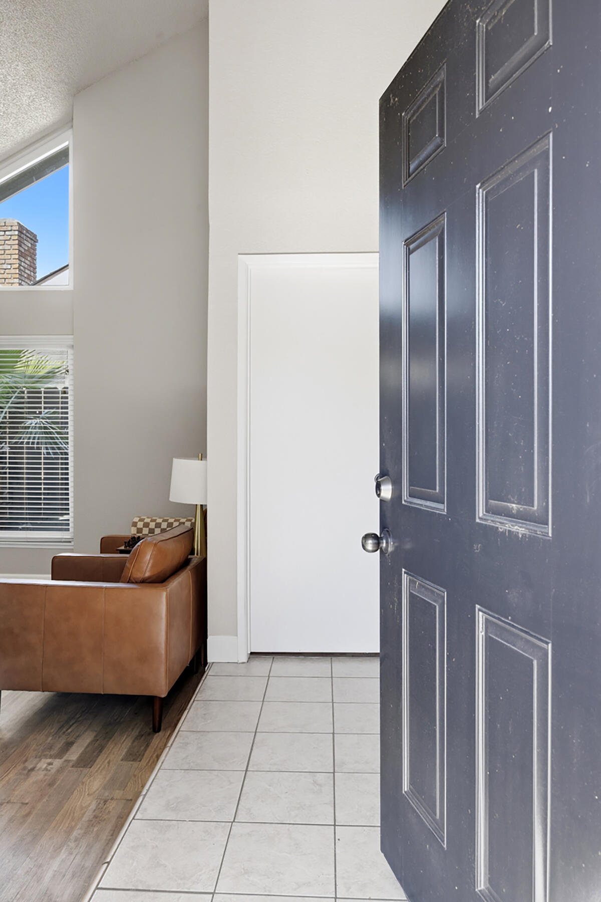 381 E Nees Ave #101, Fresno, CA 93720